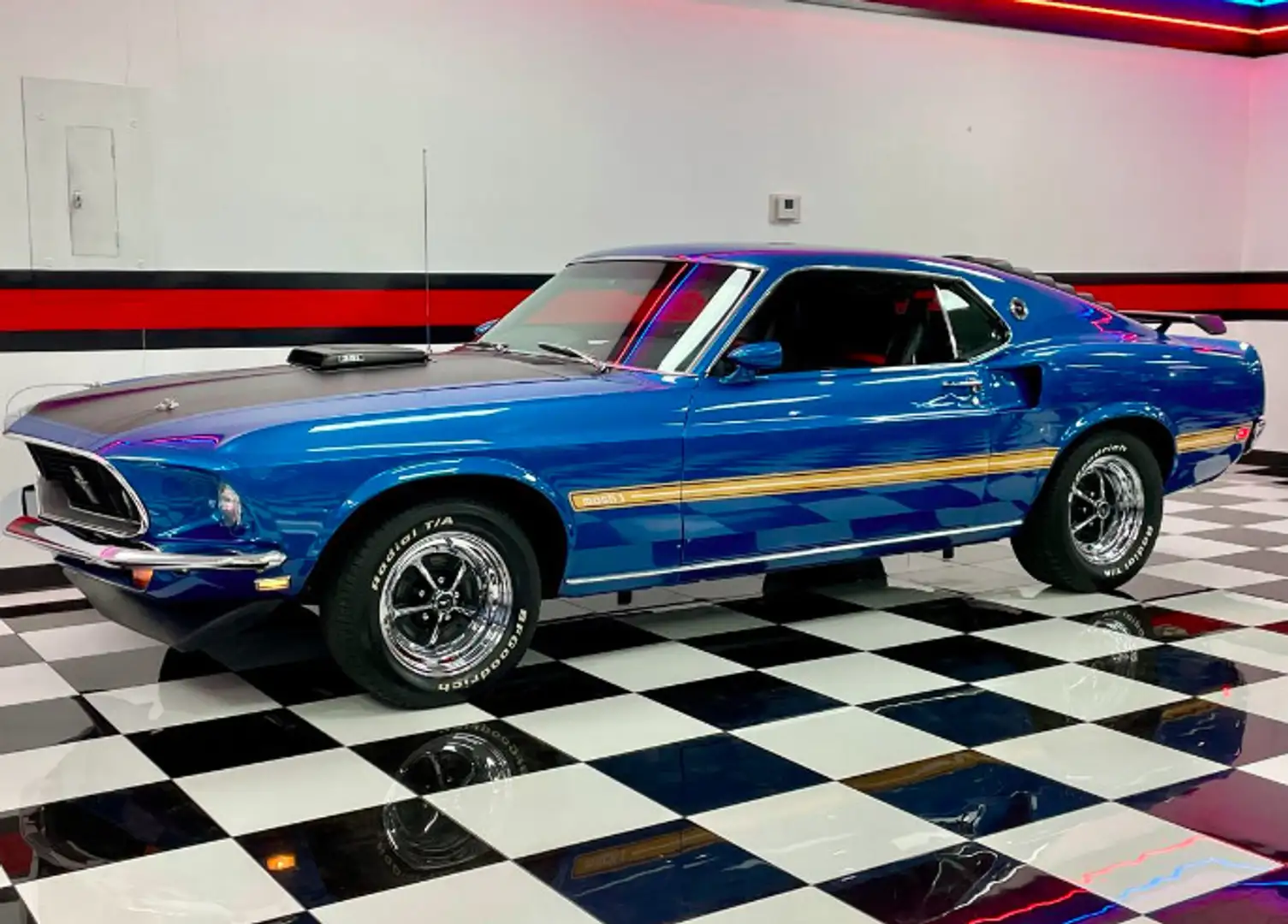 Ford Mustang FACTBACK MACH1 - 1