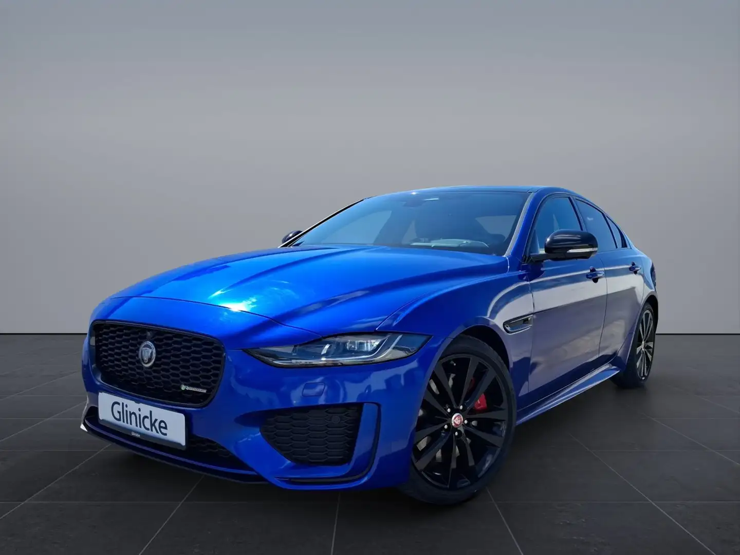 Jaguar XE D200 R-Dynamic SE AWD Black Pack Fzg foliert Noir - 1