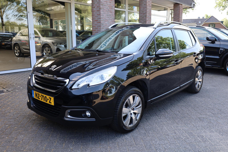 Peugeot 2008 1.2 PureTech Allure Pack Premium Plus NAVI CRUISE — photo 24