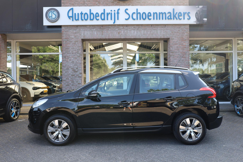 Peugeot 2008 1.2 PureTech Allure Pack Premium Plus NAVI CRUISE — photo 2