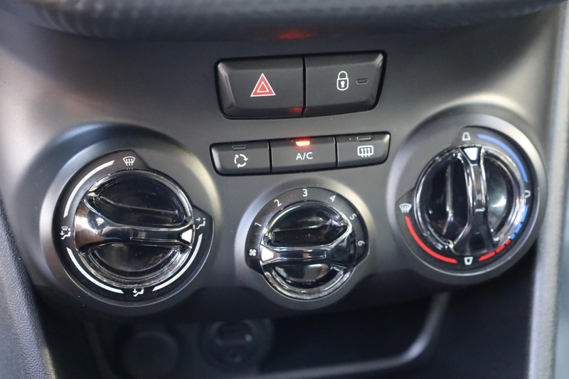 Peugeot 2008 1.2 PureTech Allure Pack Premium Plus NAVI CRUISE — photo 8