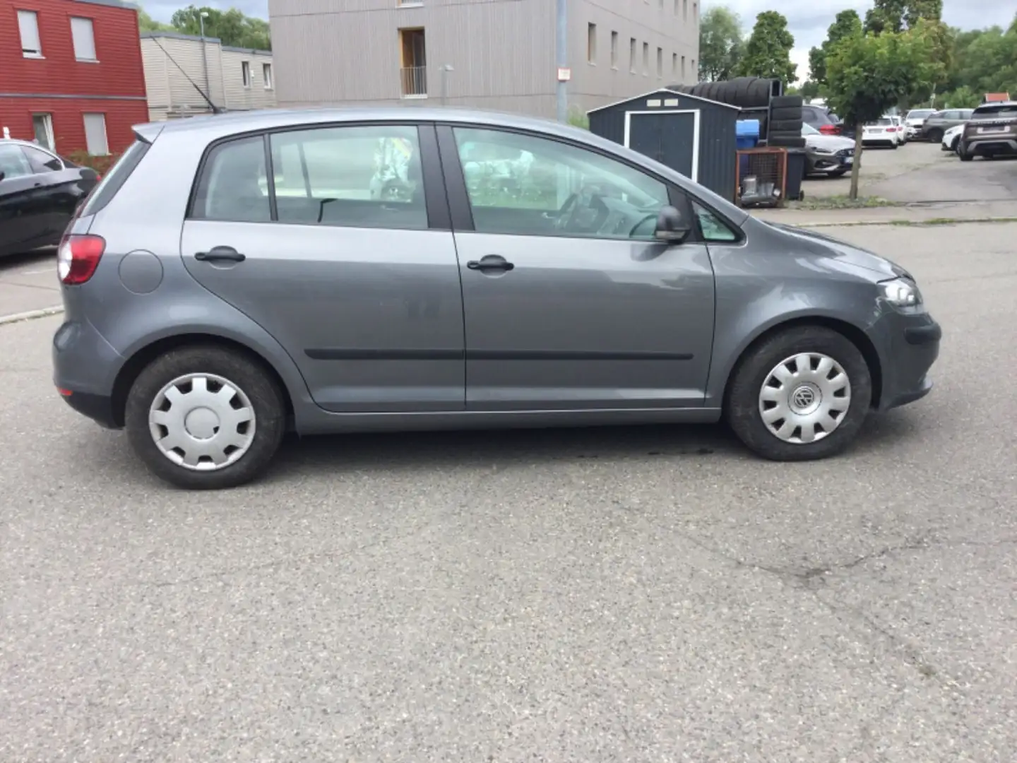 Volkswagen Golf Plus V Trendlin AUTOMATIK MOTOR 1.6 TÜV NEU Grigio - 1