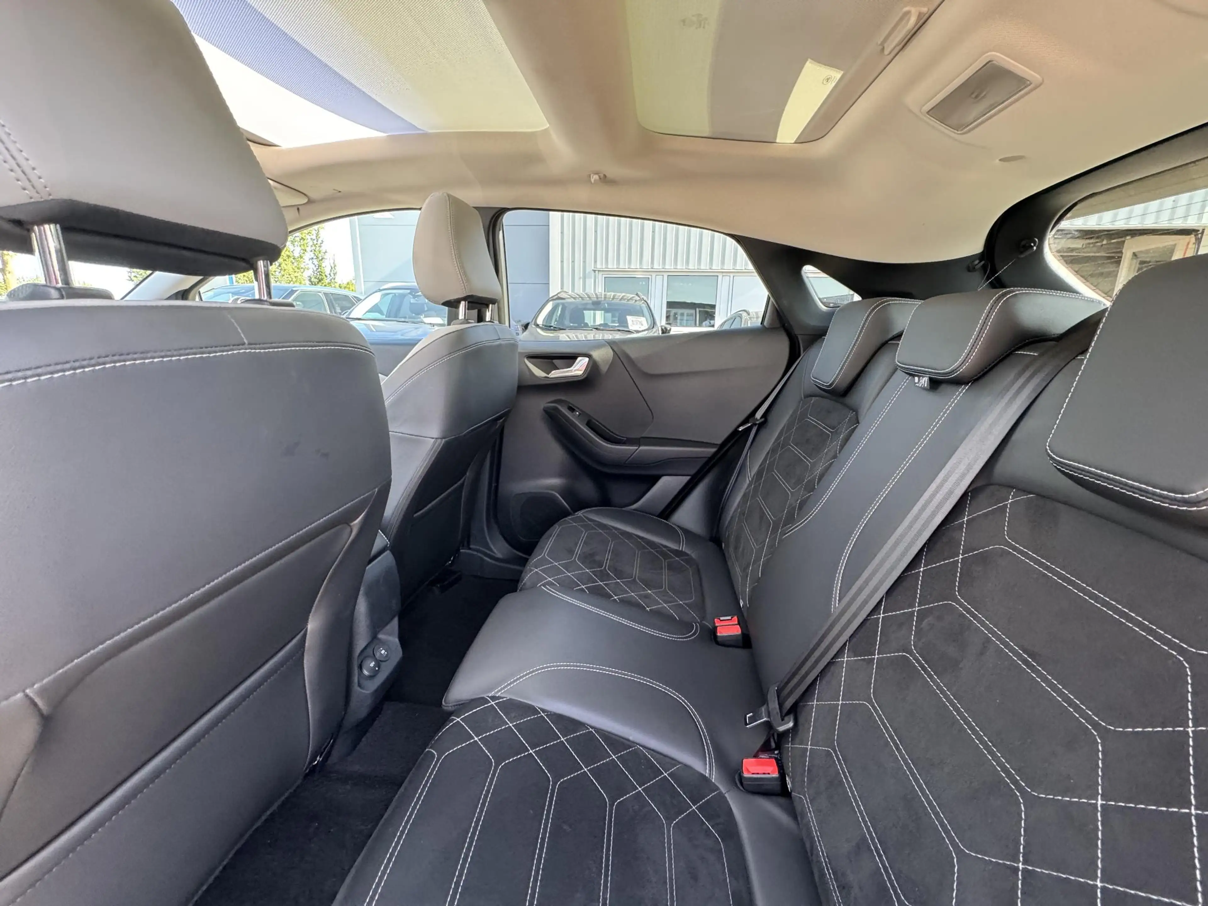 Ford Puma Gen-E Premium 47 kWh 168pk | Driver Assistance Pack | Wi — photo 12
