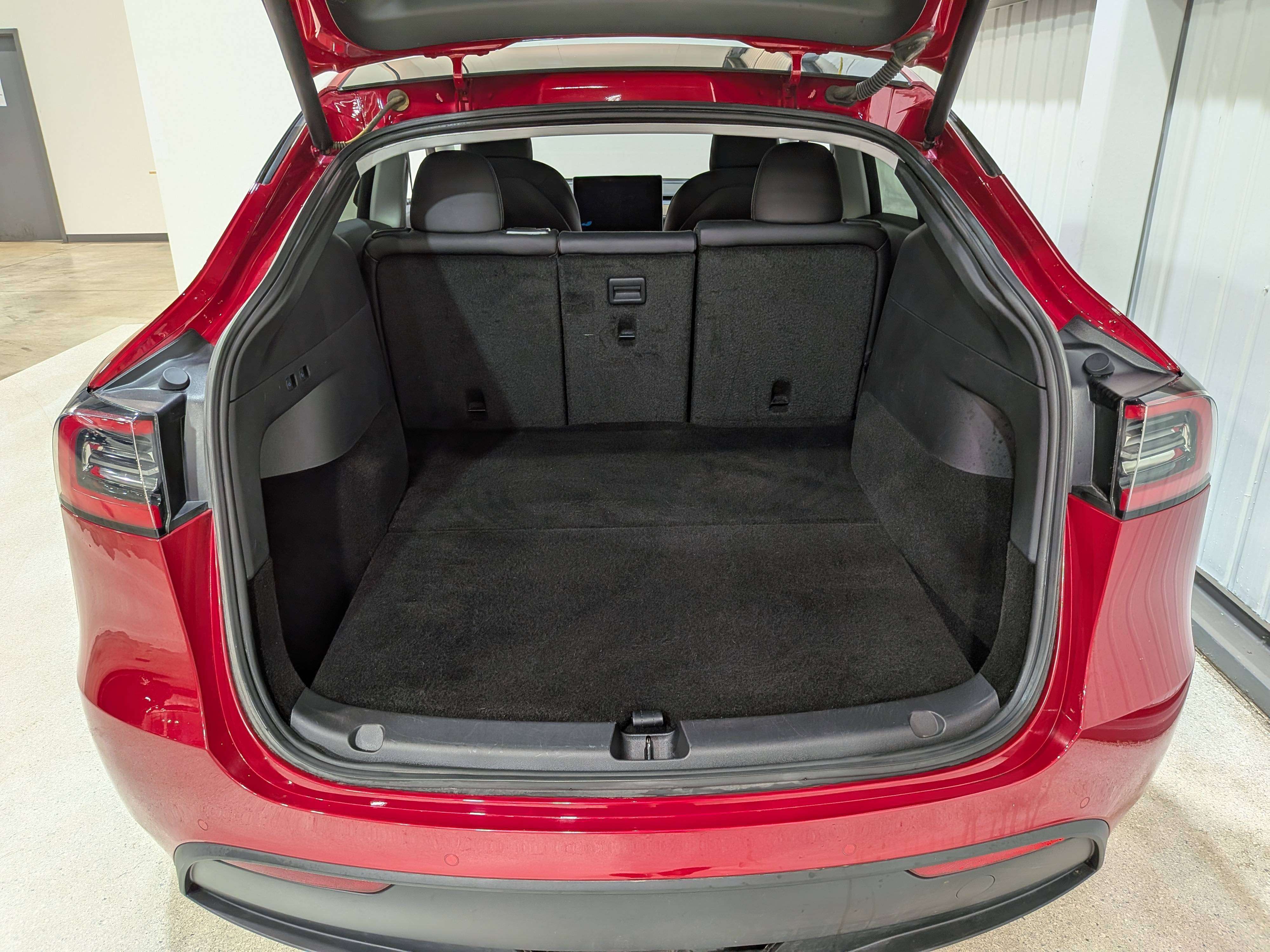 Tesla Model Y 2020