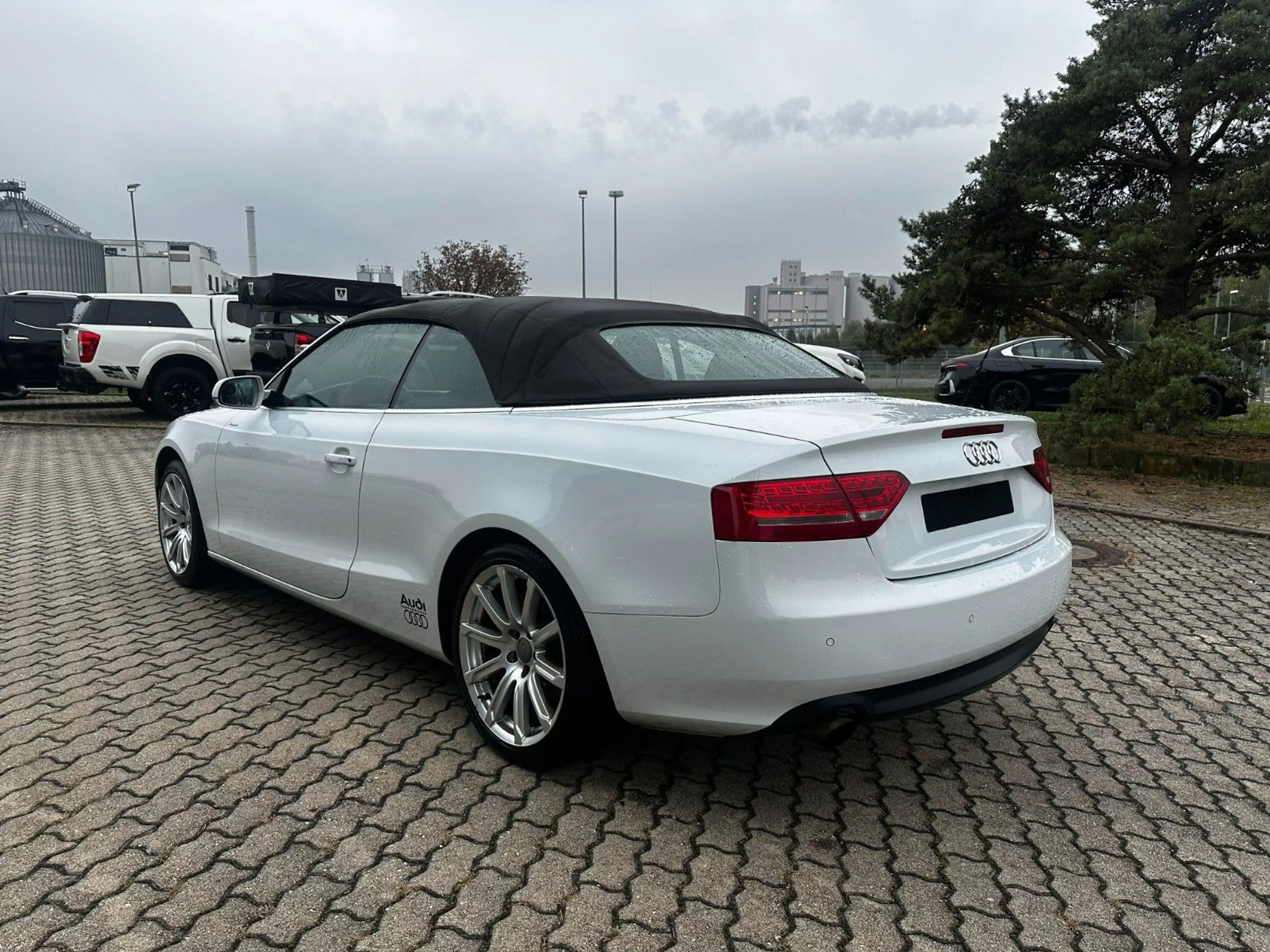 Audi A5 Cabriolet 2.0 TFSI Leder / Navi / Top Zustand — photo 4