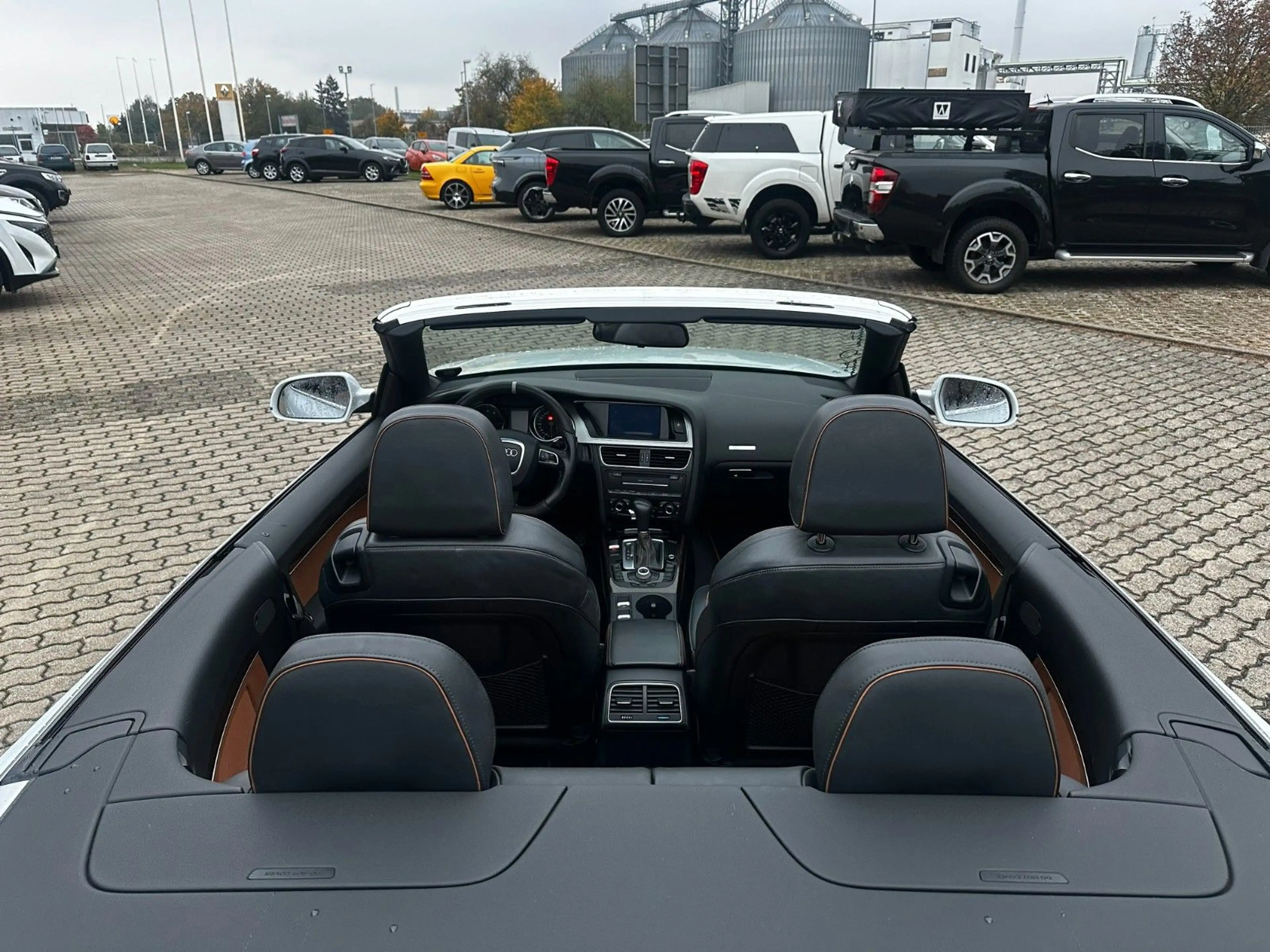 Audi A5 Cabriolet 2.0 TFSI Leder / Navi / Top Zustand — photo 11