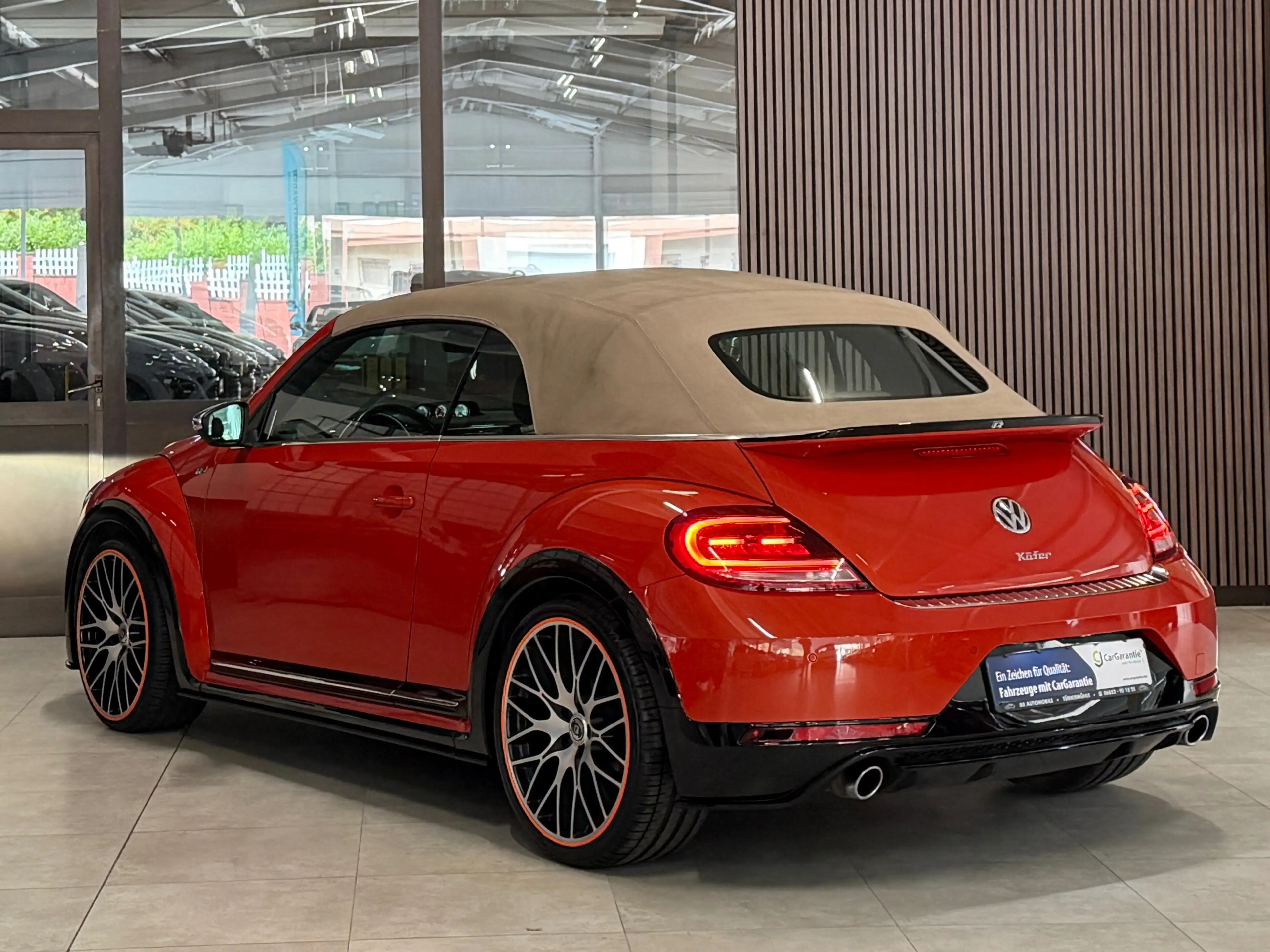 Volkswagen Beetle Exclusive R-Line*DSG*Bi-Xenon*Fender*Totwinkel*Kamera — photo 5