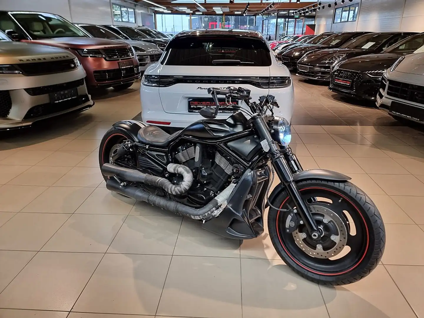 Harley-Davidson V-Rod V-Rod VRSCDX Night Rod Special Custom Bike Negru - 1