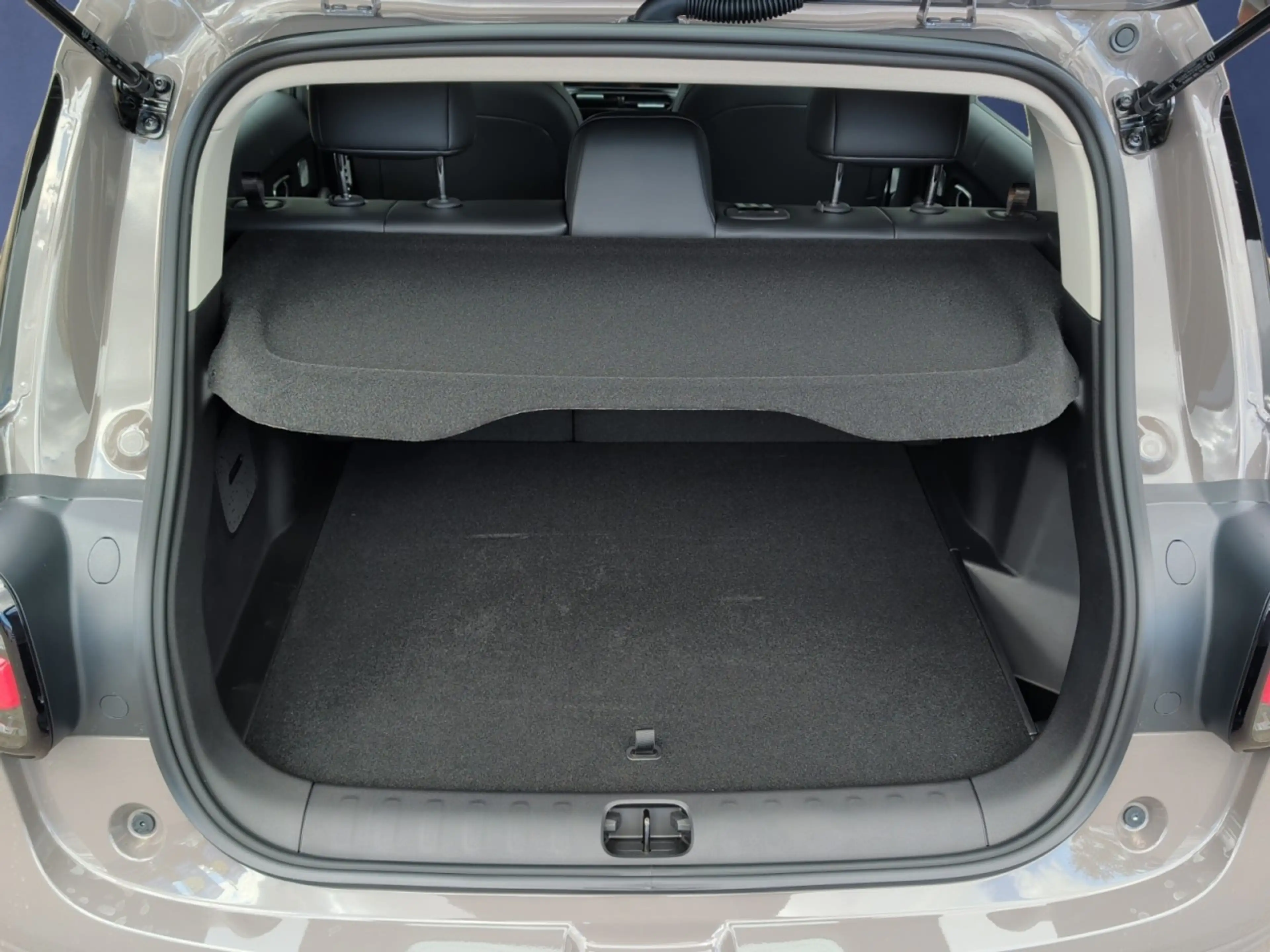Leapmotor Others B03X Design 53kWh 360-Grad-Kamera+ACC+Navi Klima — photo 5