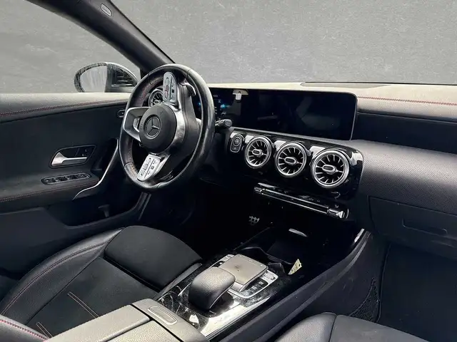 Mercedes-Benz Cla view 4