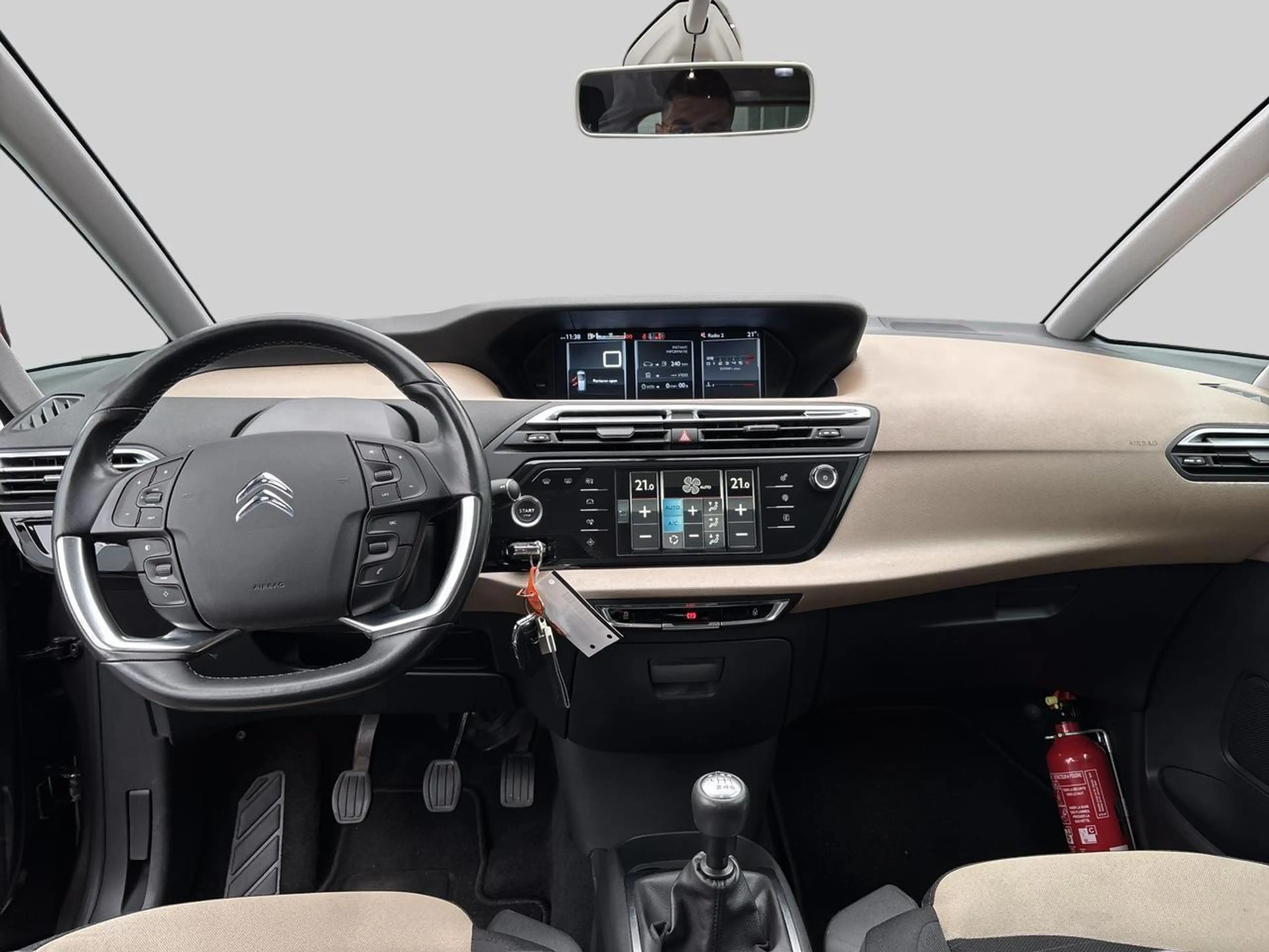 Citroen C4 Picasso 1.2 PureTech 130 S&S MAN6 Intensive EU6 — photo 13