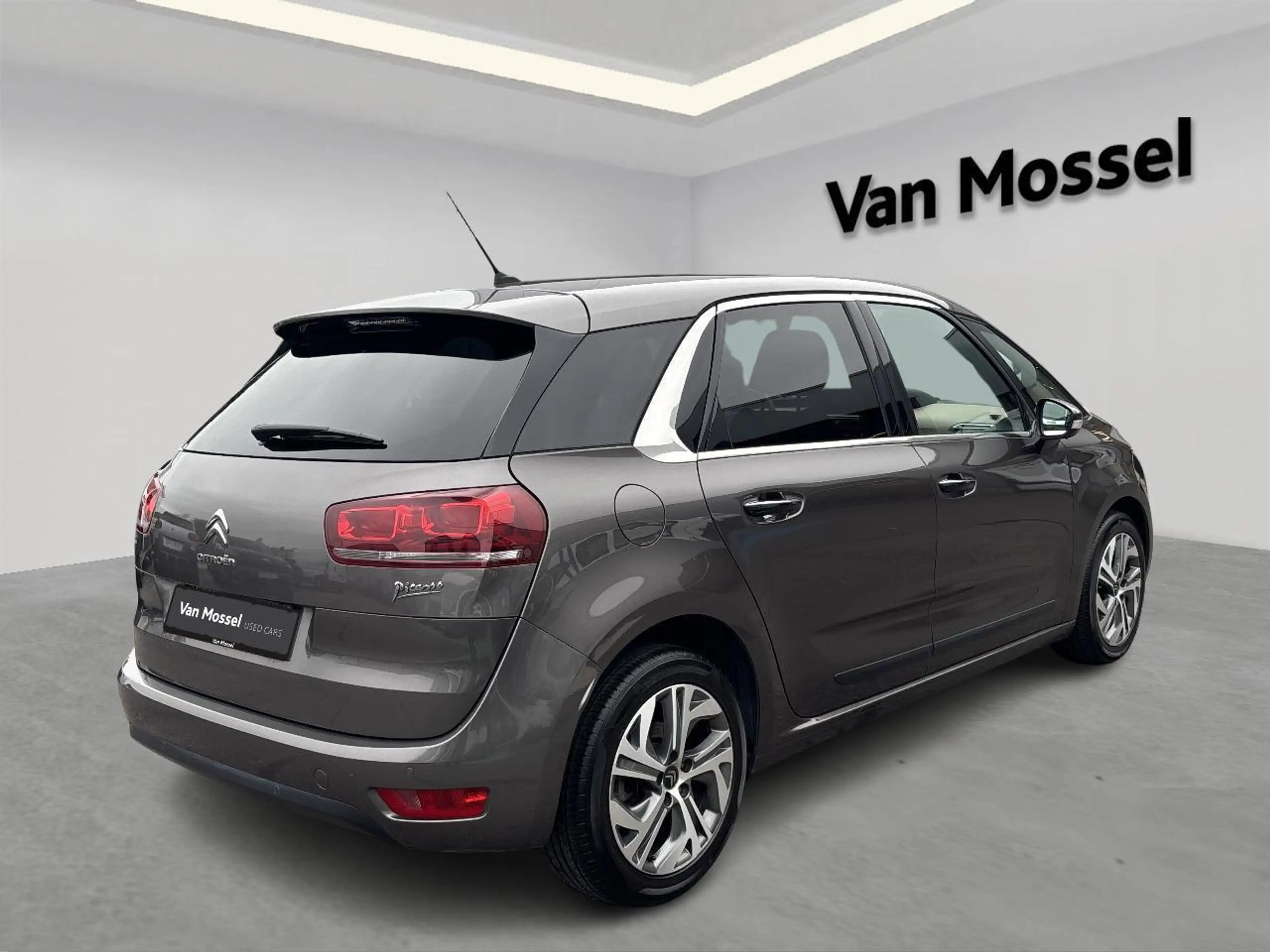 Citroen C4 Picasso 1.2 PureTech 130 S&S MAN6 Intensive EU6 — photo 4