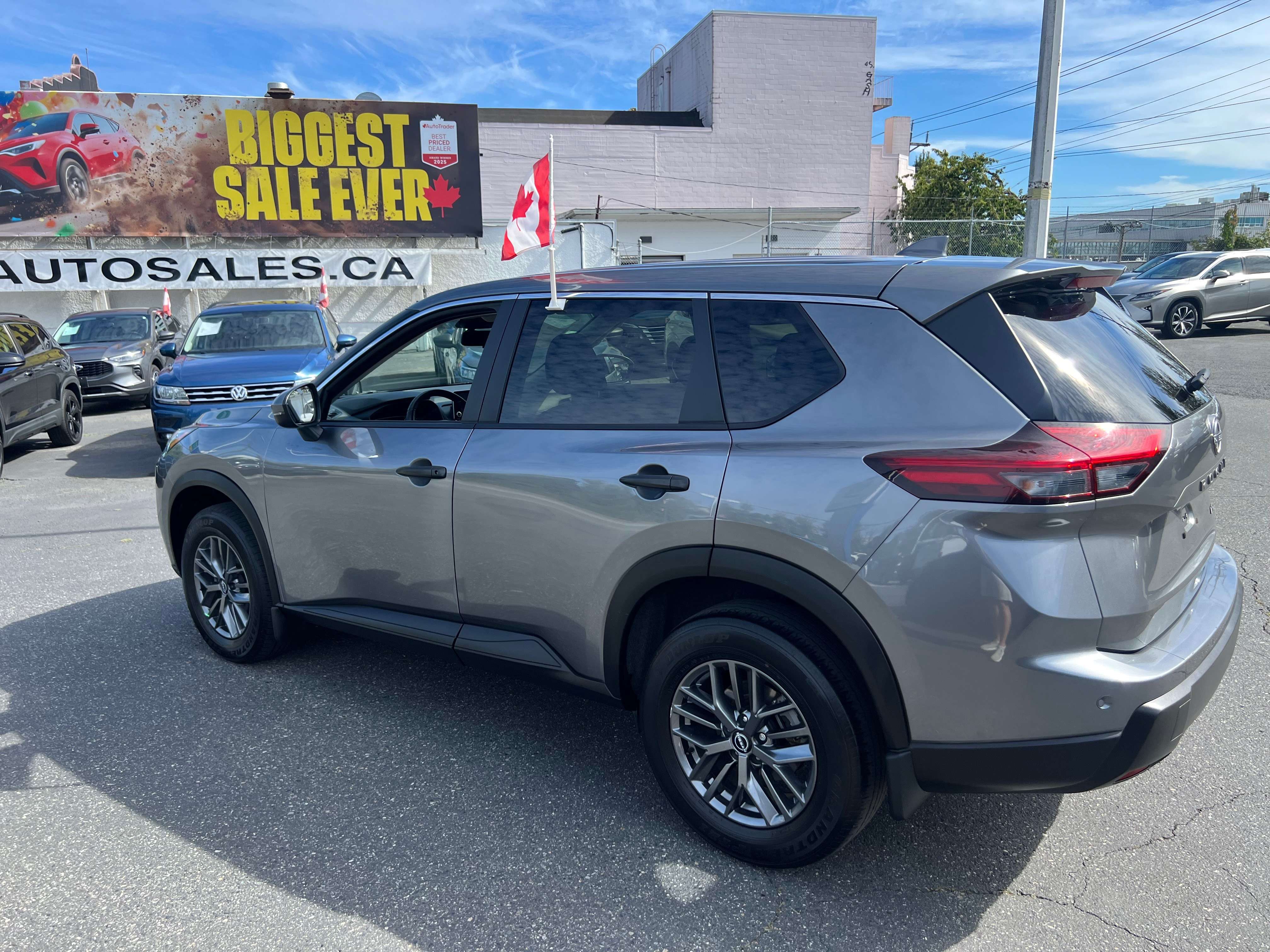 2024 Nissan Rogue One Owner, Fuel Efficient, All Wheel Drive, Low K — снимка 1