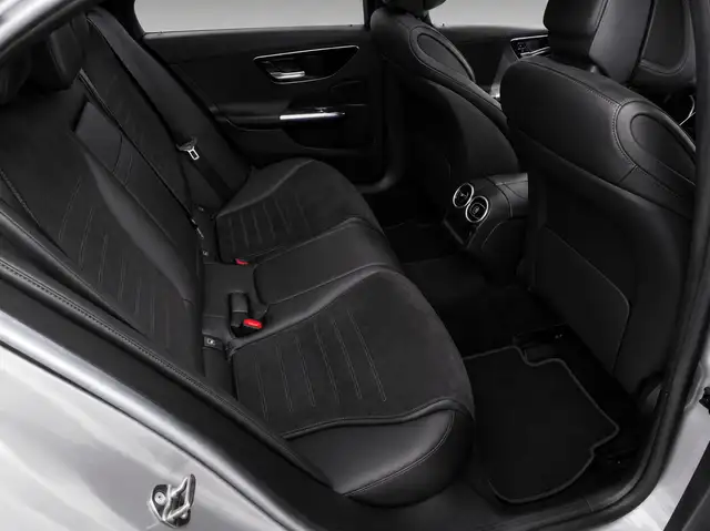 Mercedes-Benz C-Class view 16