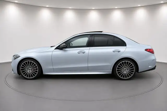 Mercedes-Benz C-Class view 10