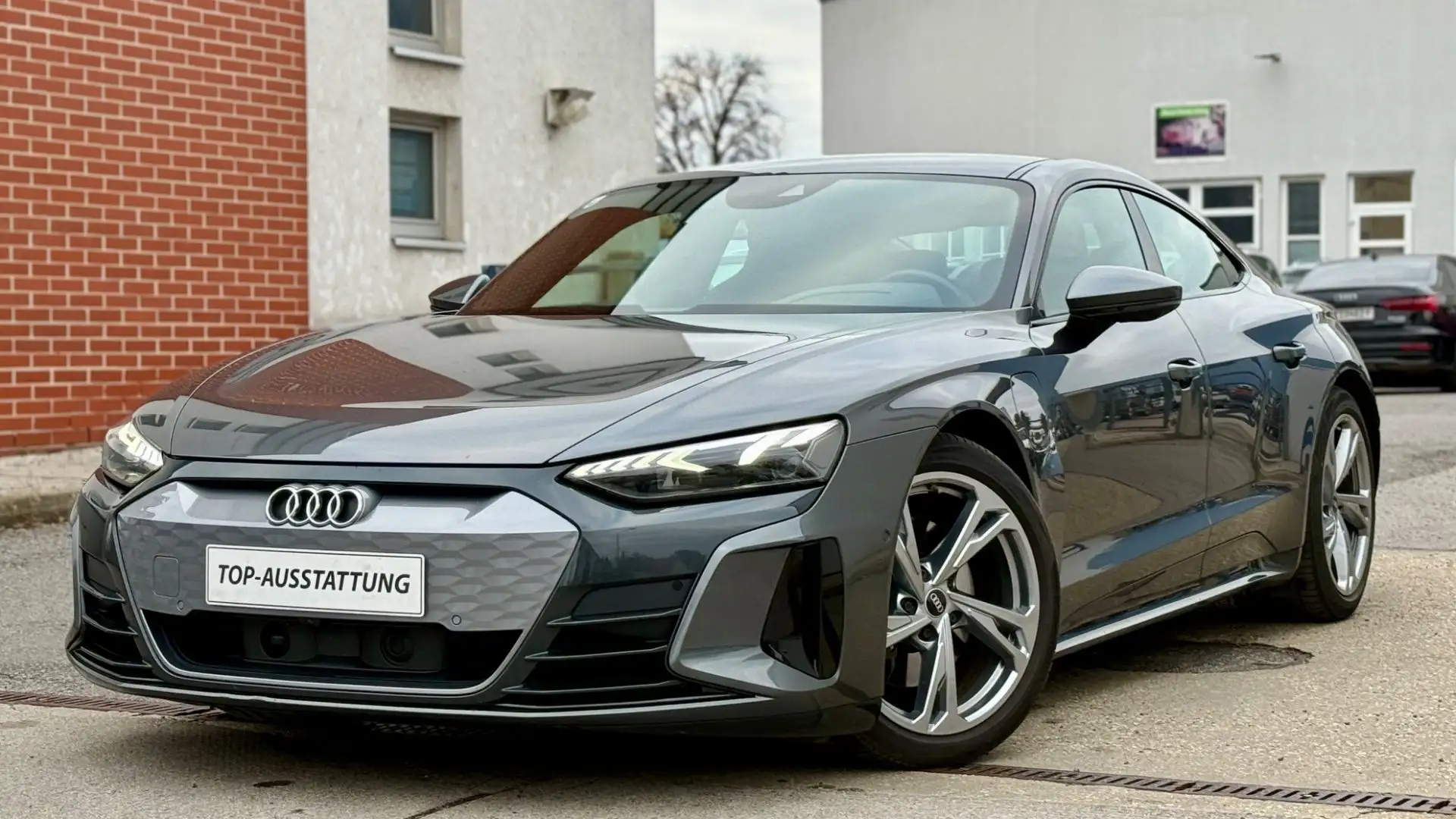 Audi e-tron GT Quattro *Viele-Extras *Sofort-Kredit Сірий - 1