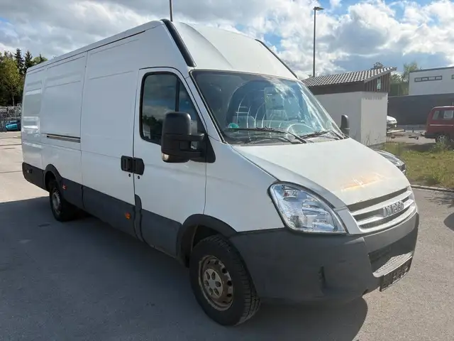 Iveco Daily 2,3 HPI Diesel 35S12 Maxi