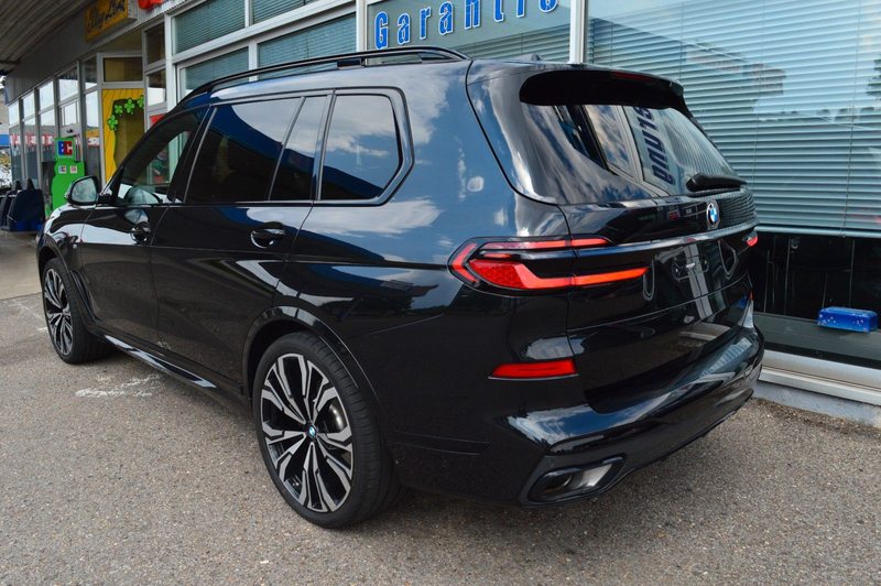 BMW X7 xDrive 40 d M Sport — photo 3