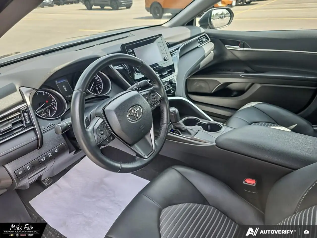 Toyota Camry снимка Toyota Camry