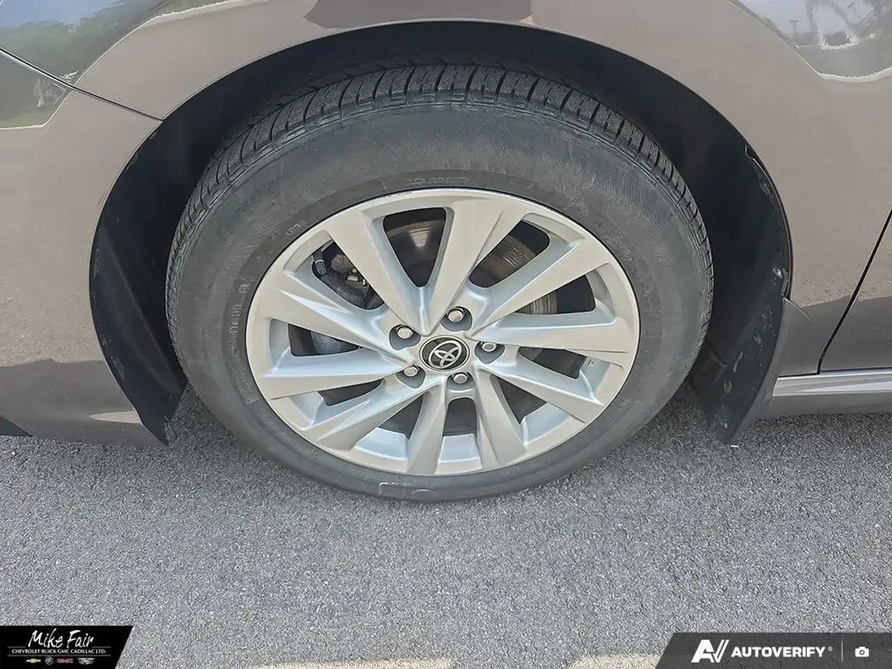 Toyota Camry снимка Toyota Camry