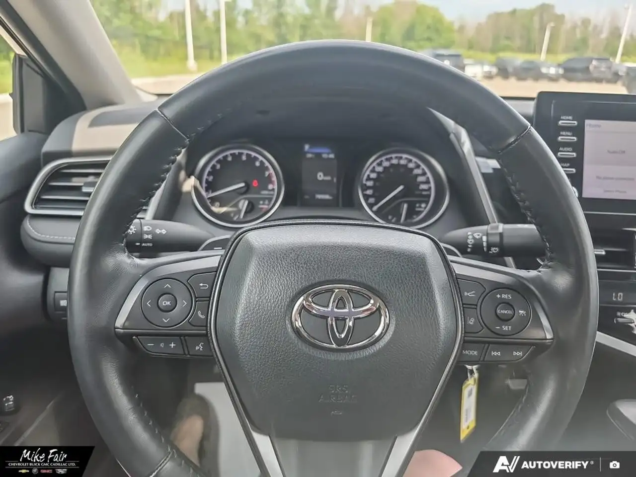 Toyota Camry снимка Toyota Camry