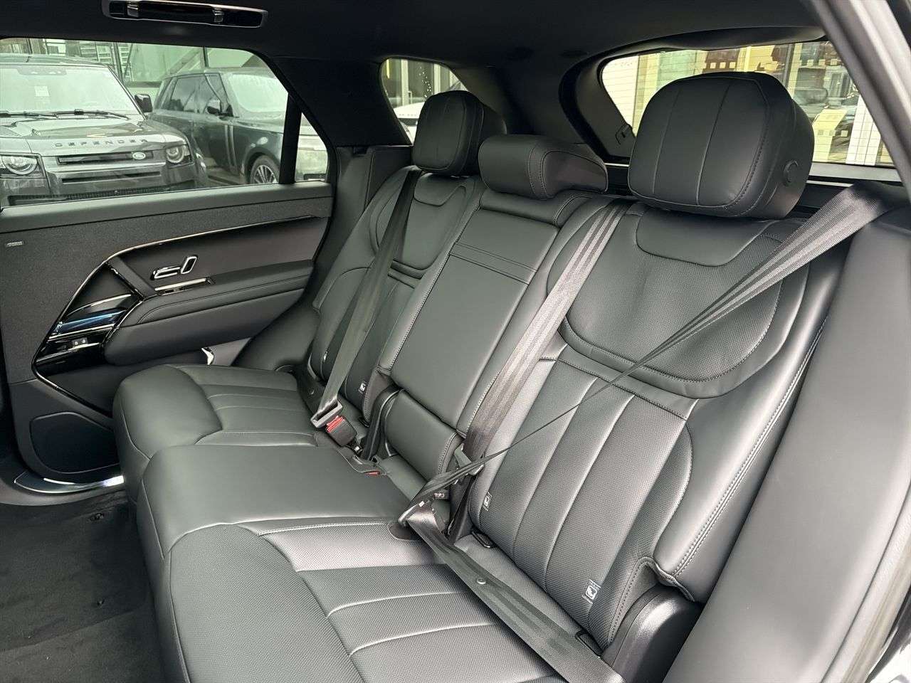 2026 Land Rover Range Rover Sport P400 Dynamic SE thumb 20