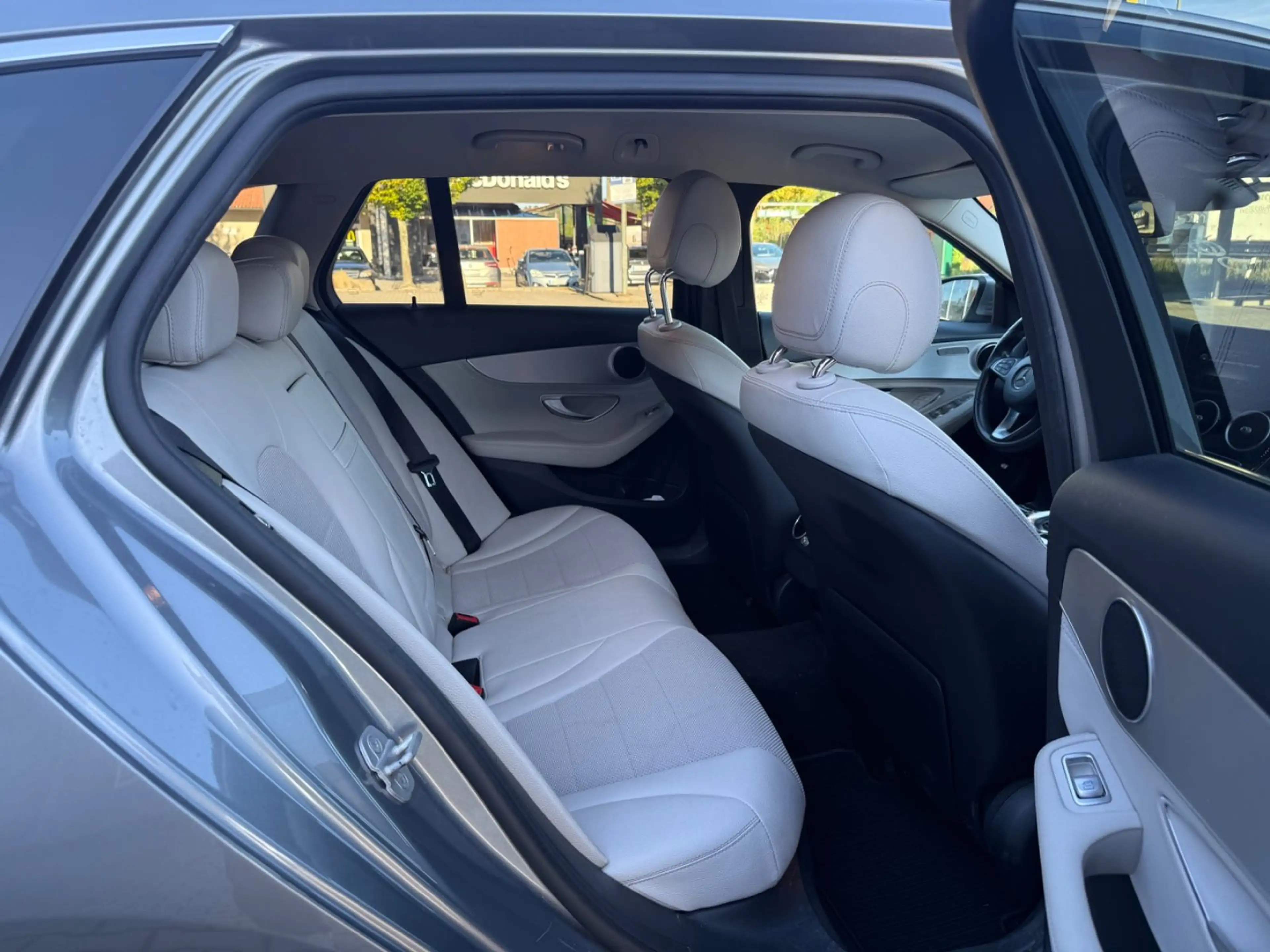 Mercedes-Benz C 250 D T-Modell BlueTec / 4-Matic**Automatik*AHK — photo 11
