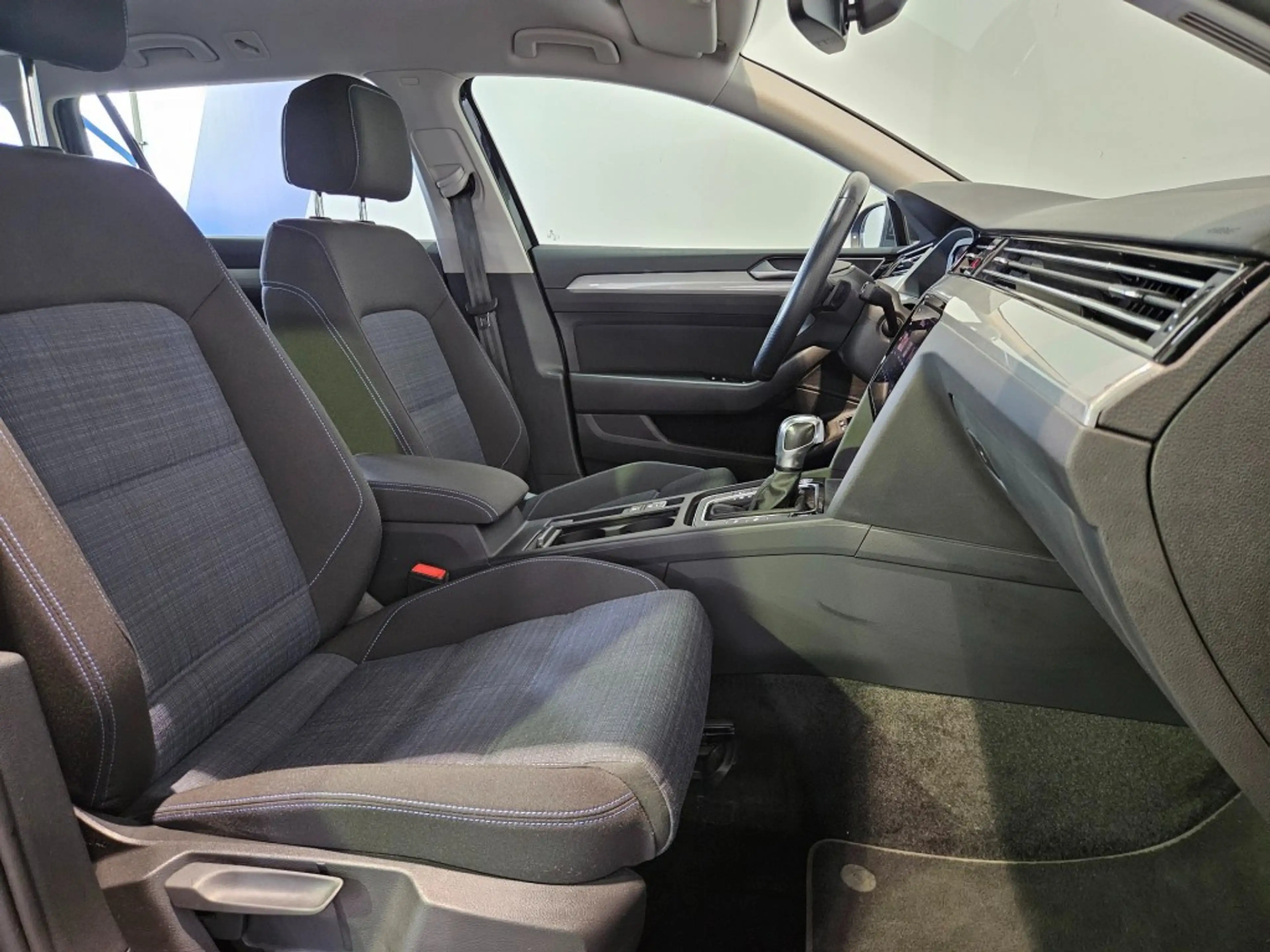 Volkswagen Passat Variant Variant 1.4 TSI PHEV GTE / IQ Light / Trekhaak / C — photo 29