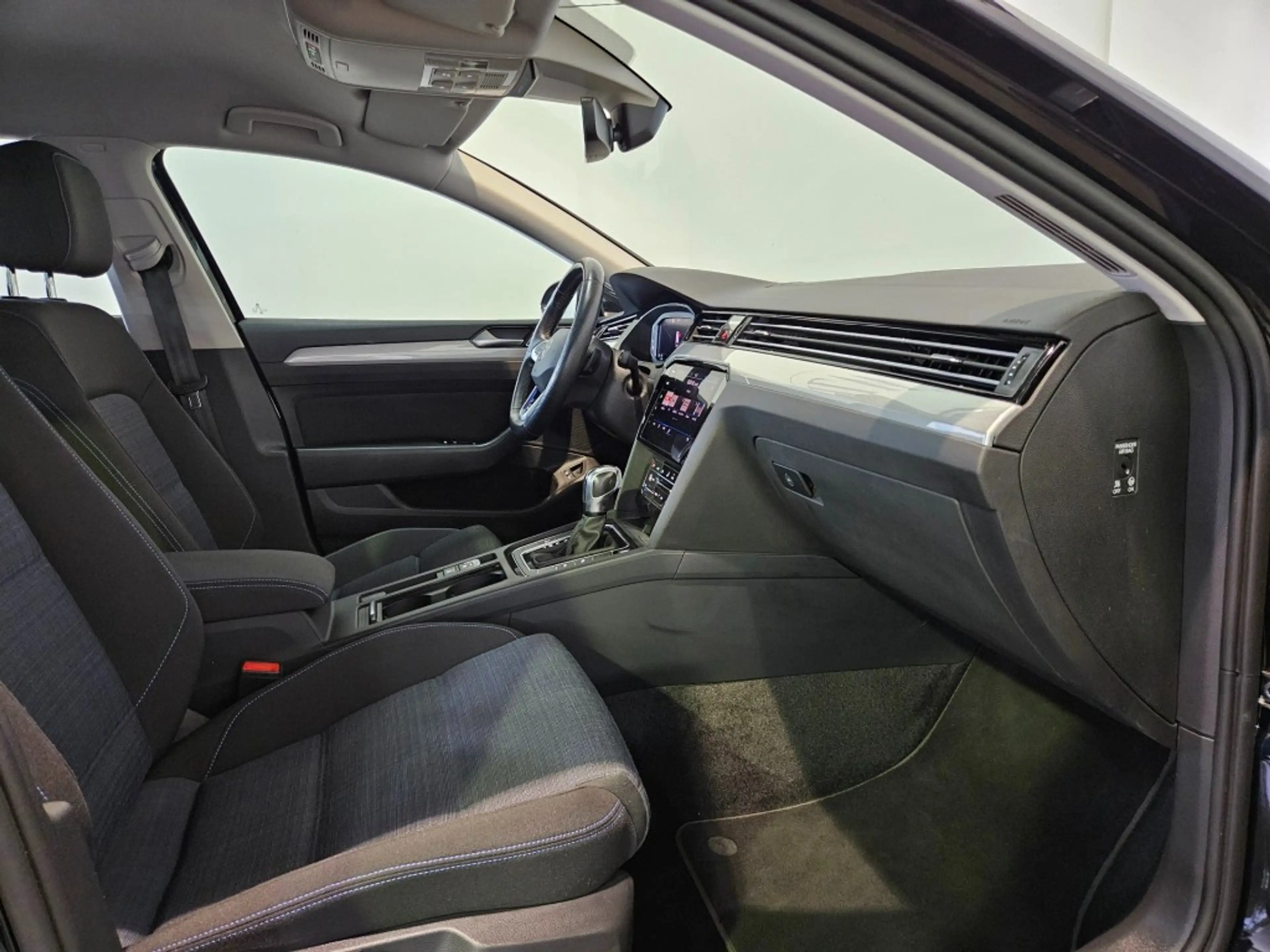 Volkswagen Passat Variant Variant 1.4 TSI PHEV GTE / IQ Light / Trekhaak / C — photo 28
