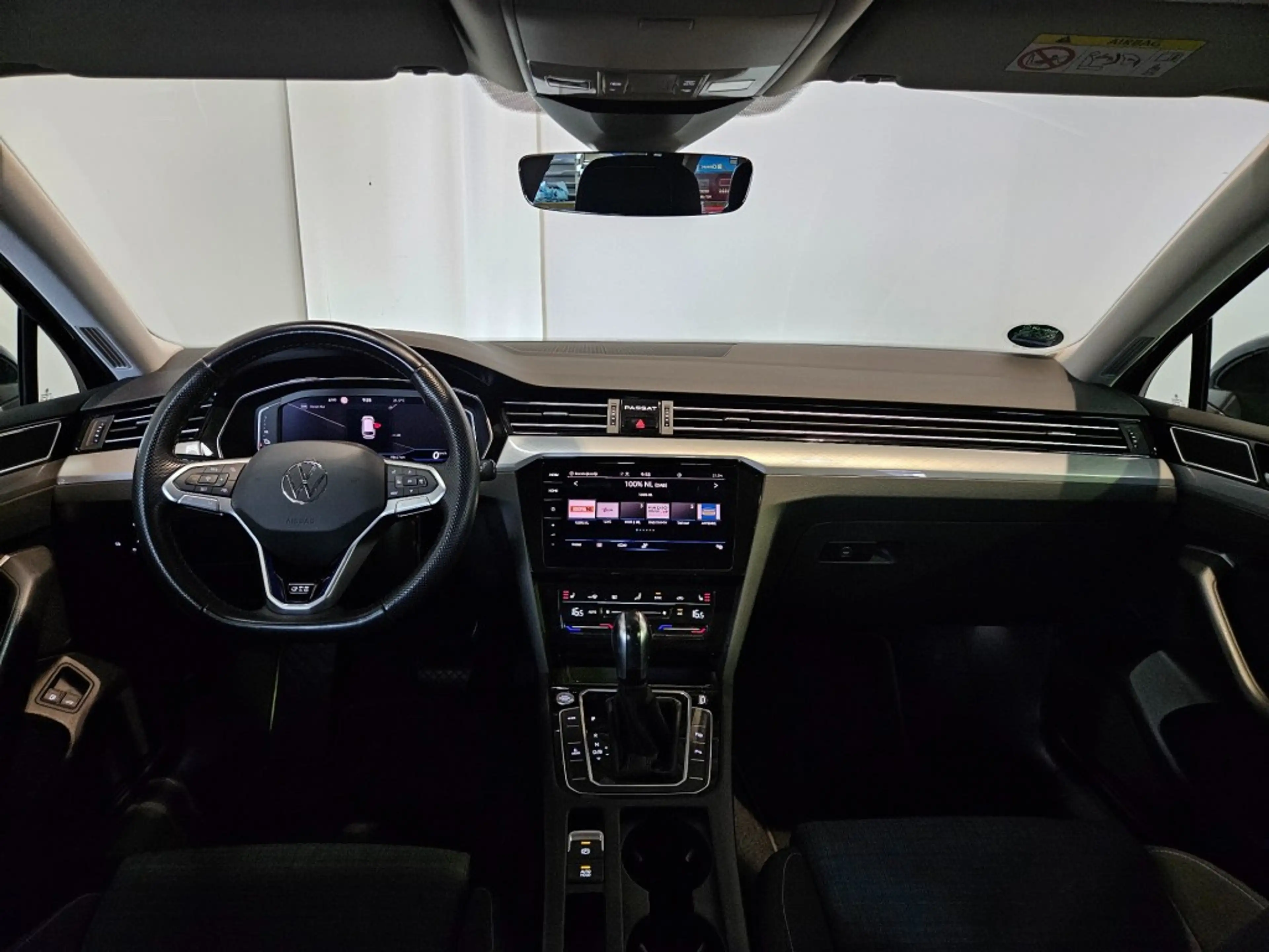 Volkswagen Passat Variant Variant 1.4 TSI PHEV GTE / IQ Light / Trekhaak / C — photo 12