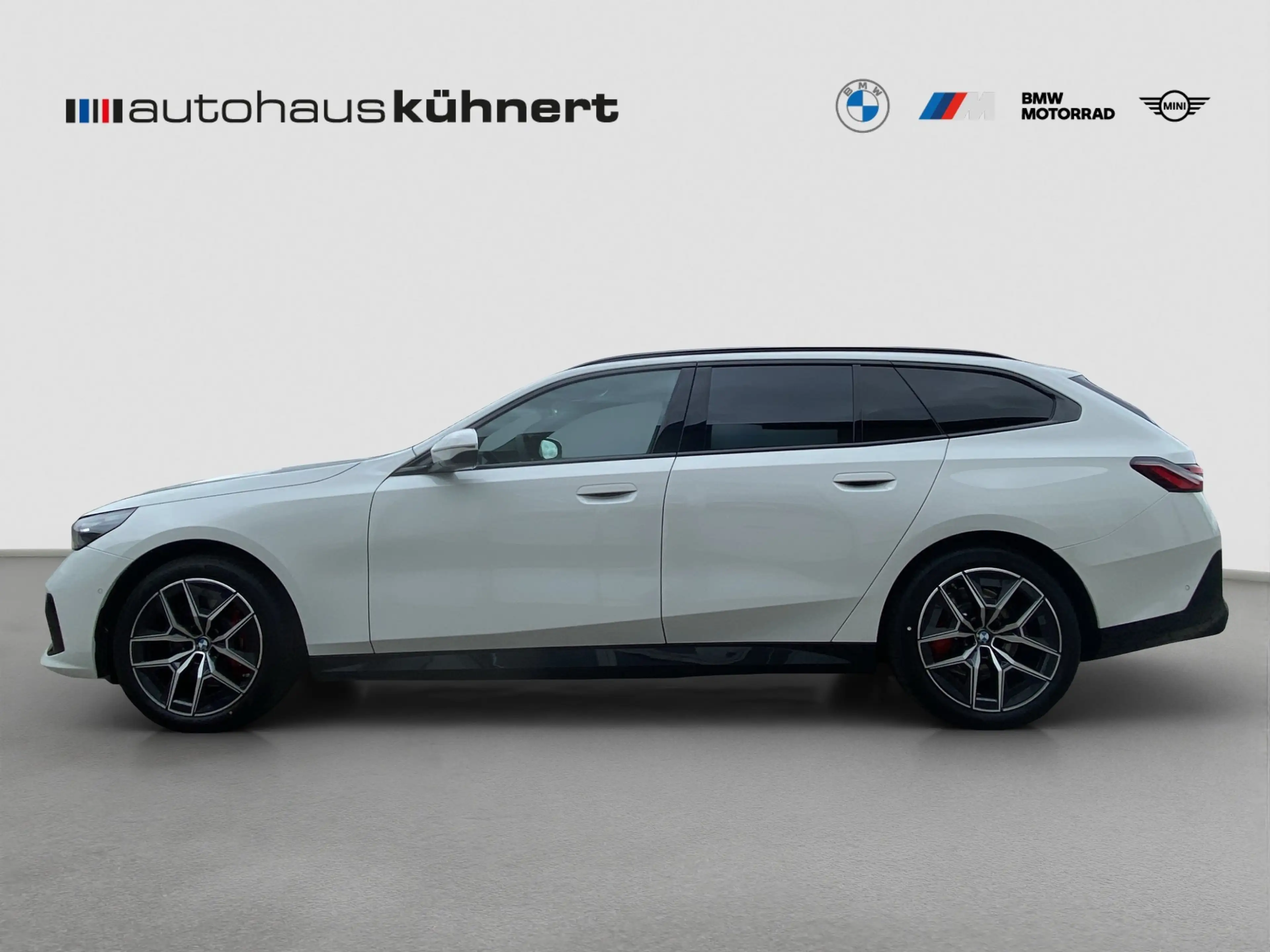 BMW i5 xDrive40 Touring UPE 97.380 EUR ///M-Sport AHK — photo 4