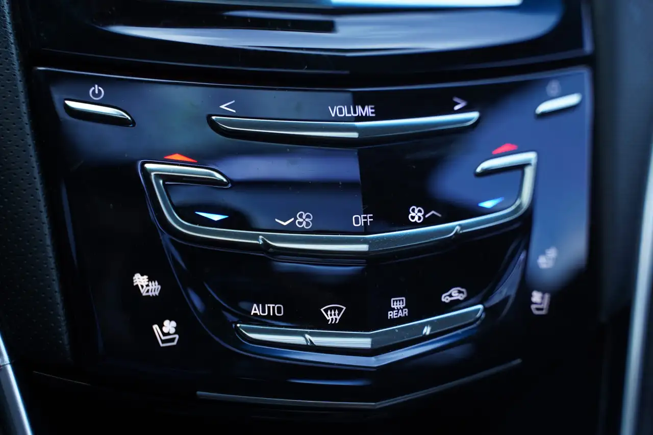 Cadillac XTS снимка Cadillac XTS