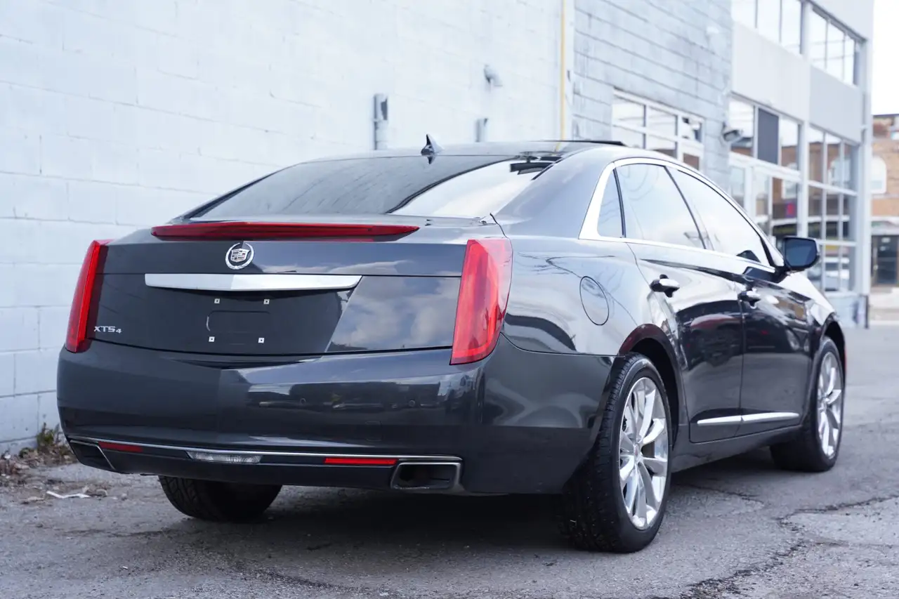 Cadillac XTS снимка Cadillac XTS
