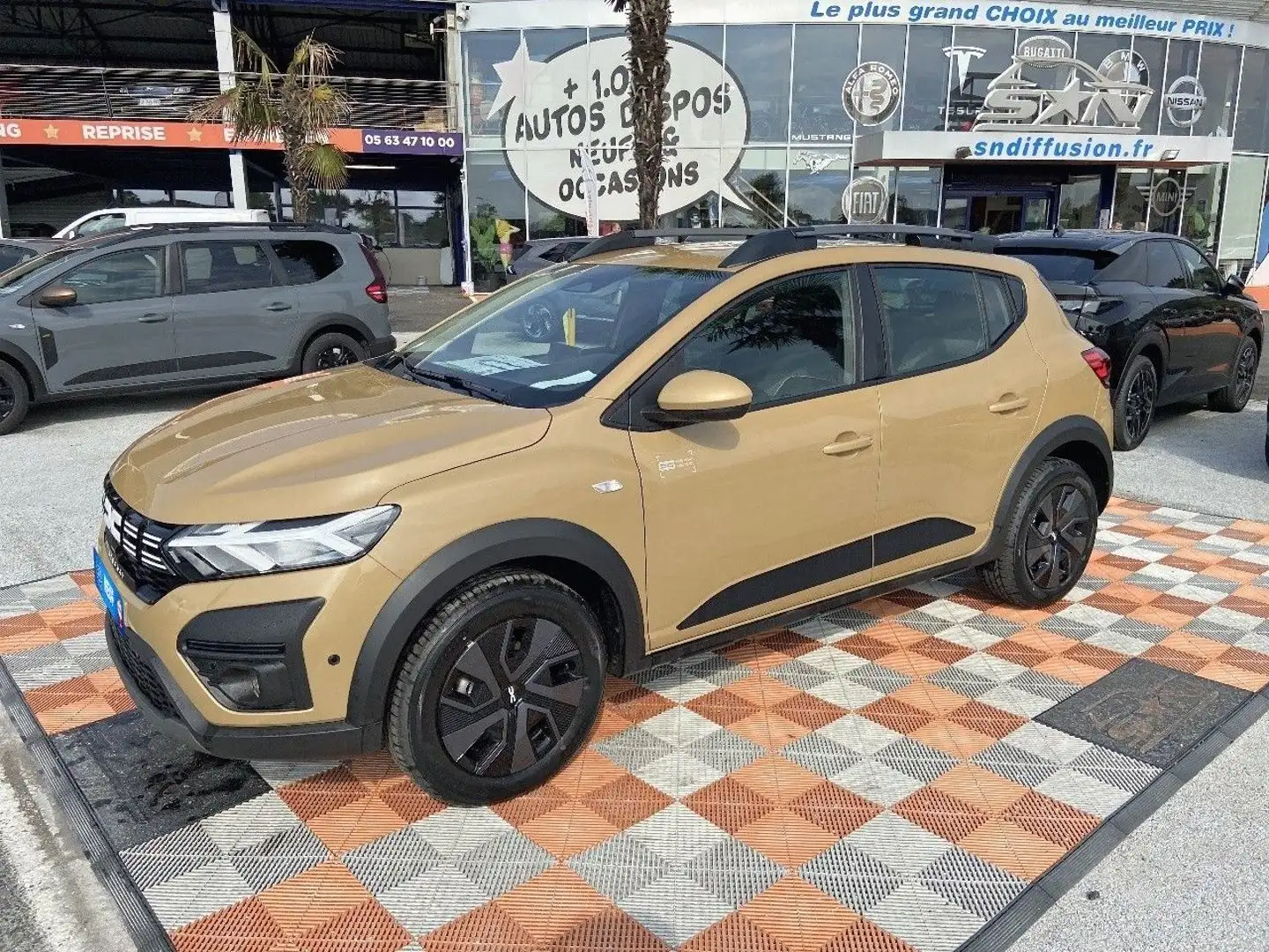Dacia Sandero TCe 90 BV6 STEPWAY EXPRESSION Pack City Caméra Beige - 1