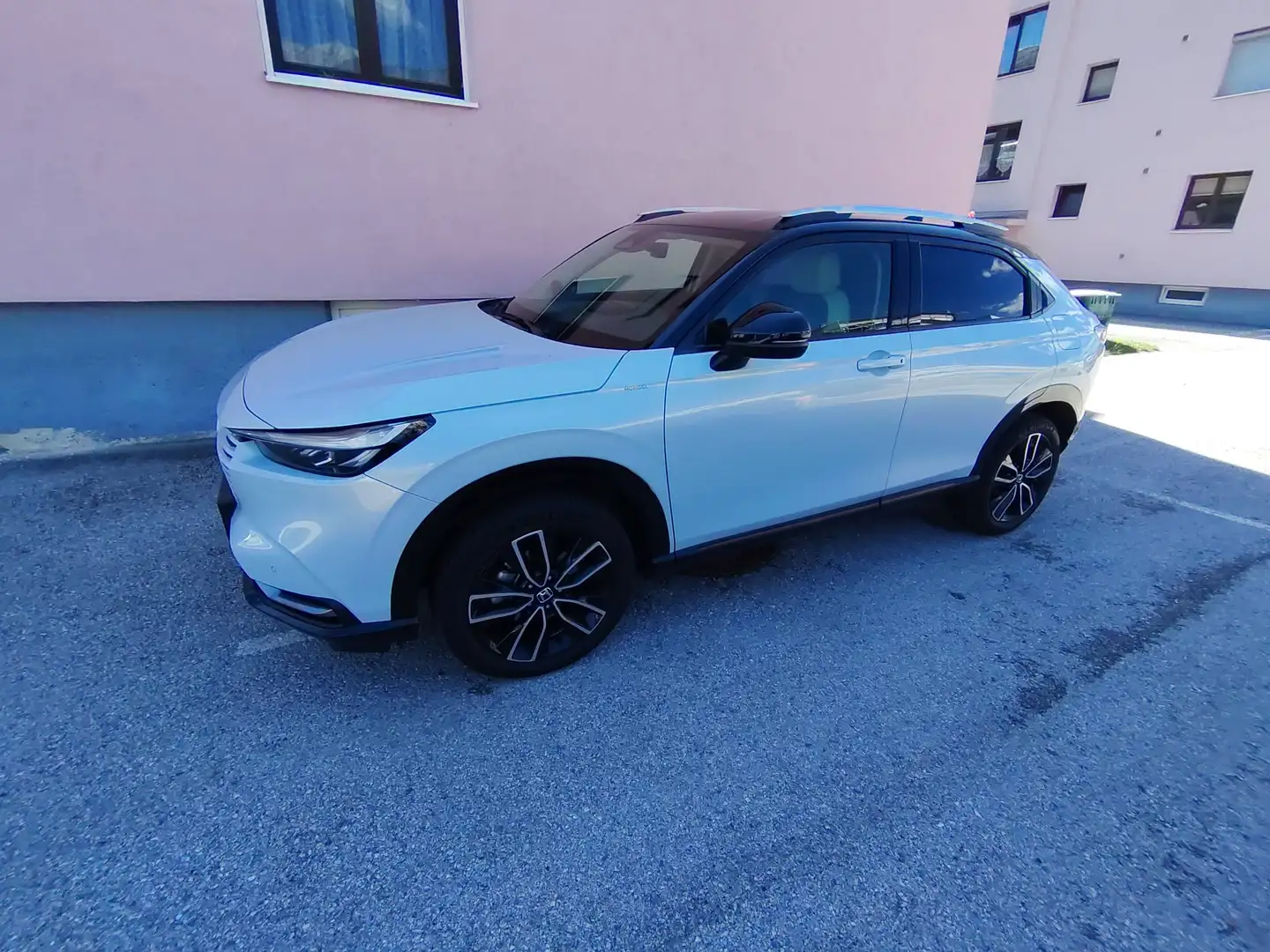 Honda HR-V HR-V 1,5 i-MMD Hybrid 2WD Elegance Aut. Elegance Weiß - 1