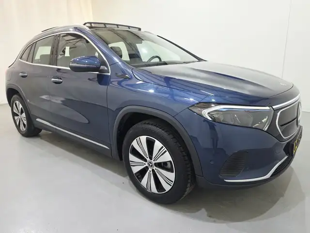 Mercedes-Benz EQA 250 Business Solution Luxury Bjr.2022 SOH-97%