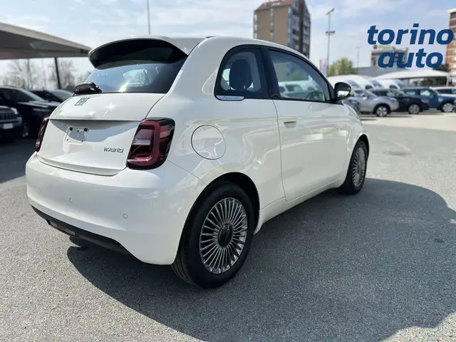 Fiat 500 view 7