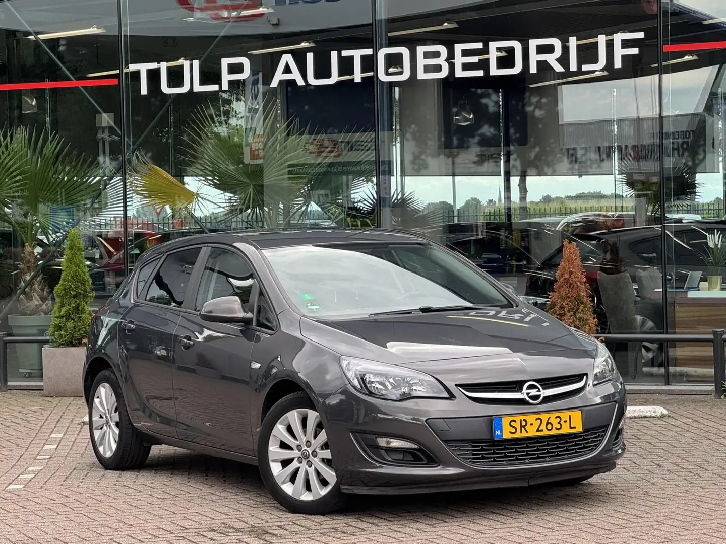 Opel Astra 1.4 Turbo Sport 2012 Leder/stof Grijs - 2