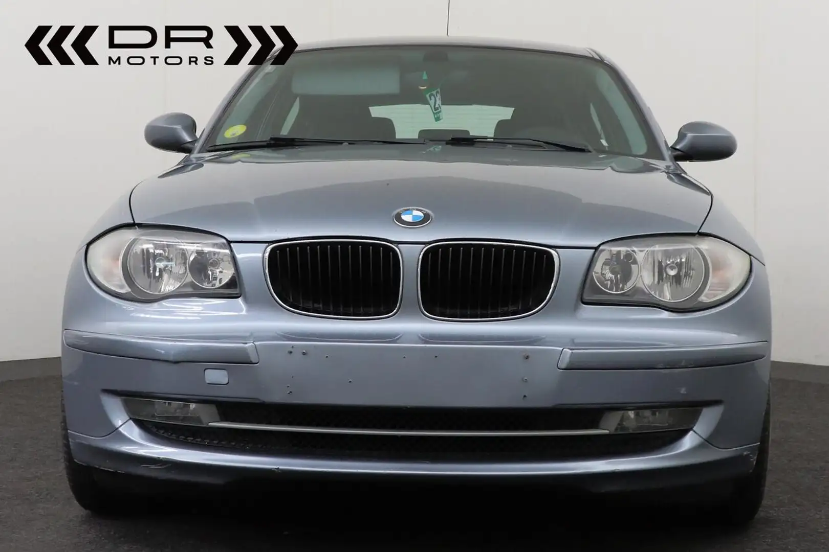BMW 116 CARPLAY - AIRCO Gris - 2