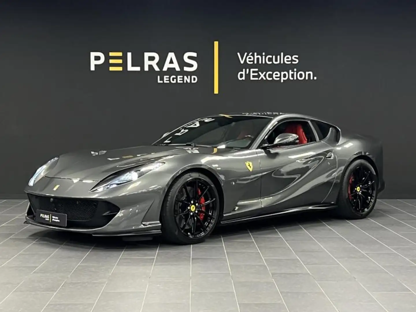 Ferrari 812 V12 6.5 800ch - 1