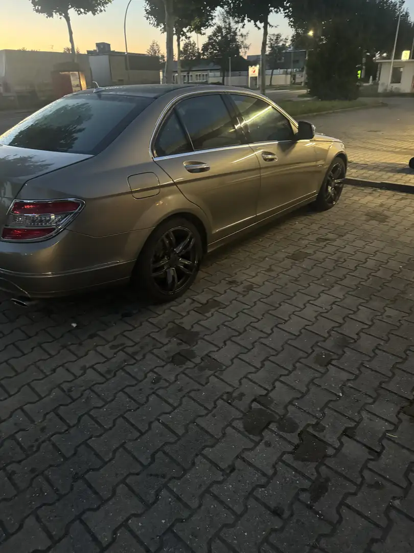 Mercedes-Benz C 230 Elegance - 1
