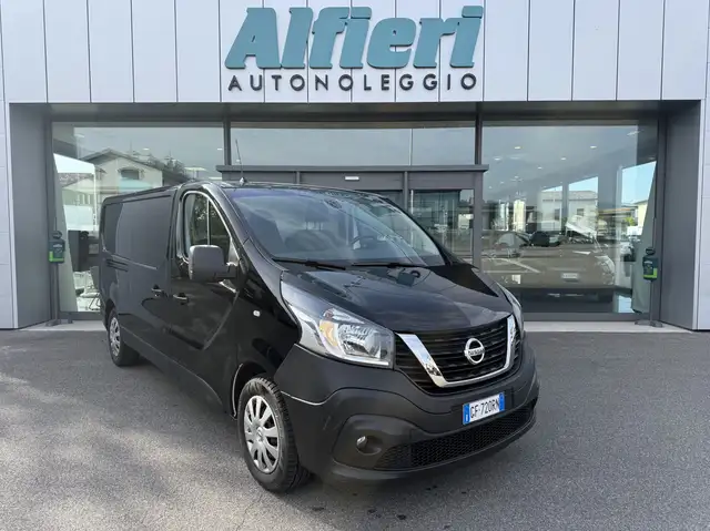 Nissan NV300 NV300 L2H1 2.0DCi 145 cv  2800x1630x1400 kg 1185 Clima