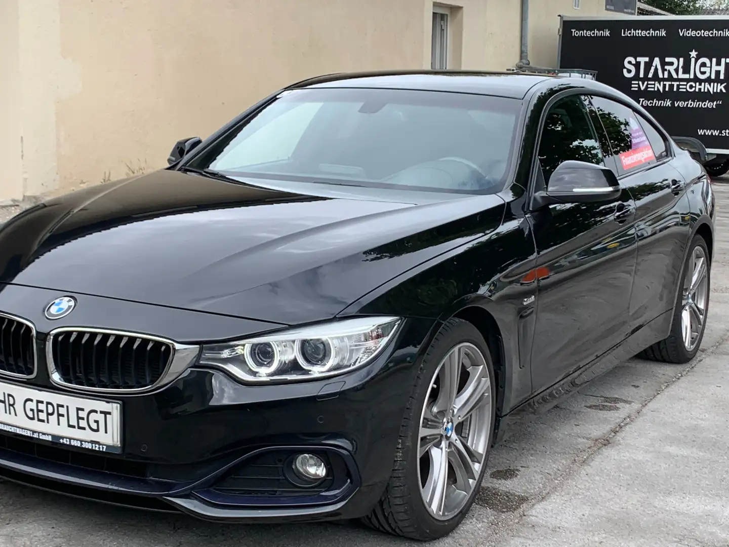 BMW 418 418d Sport Line in herausragend sehr gutem Zustand Schwarz - 1