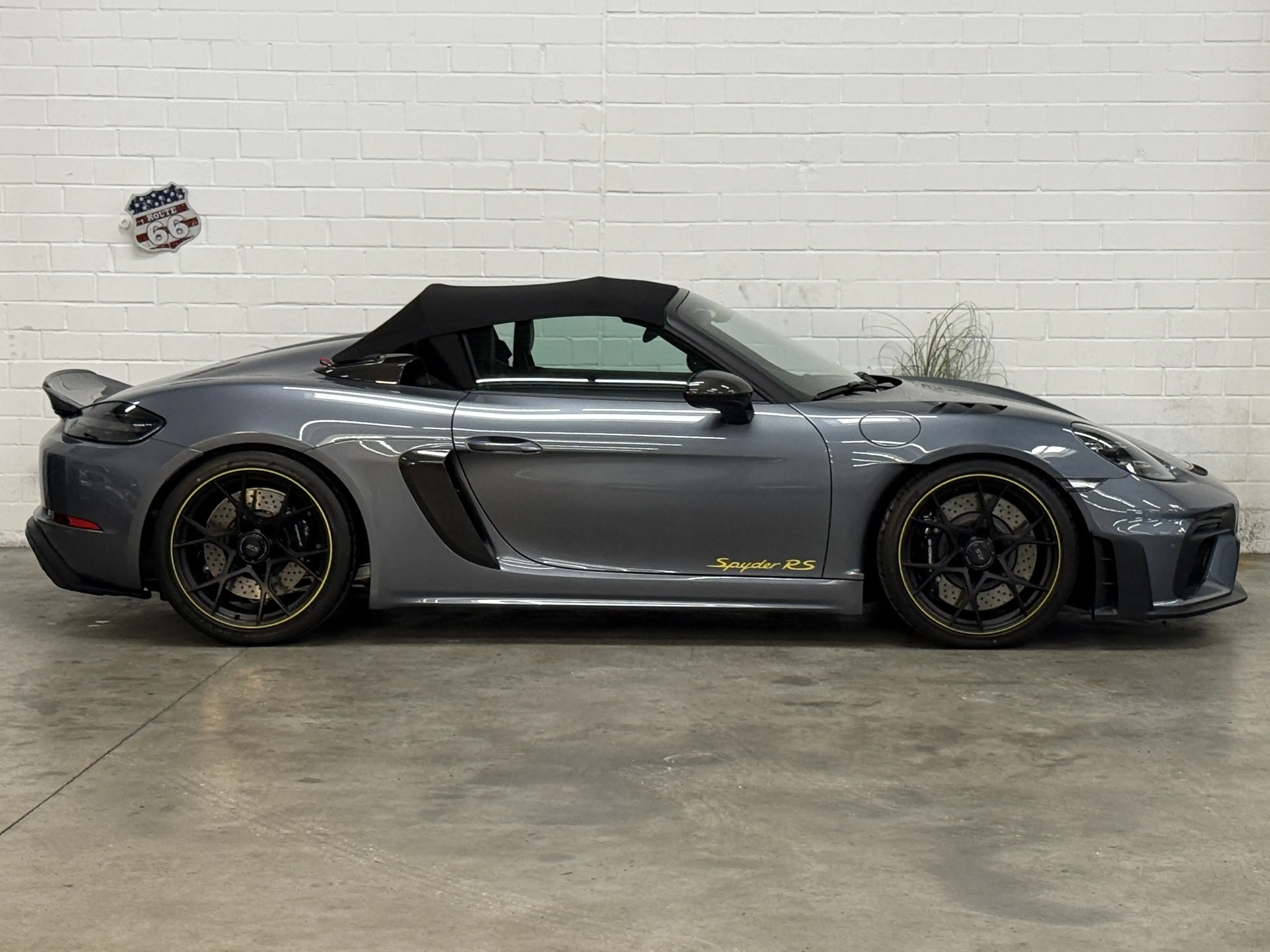 Porsche 718 Spyder 718 Spyder RS — photo 7