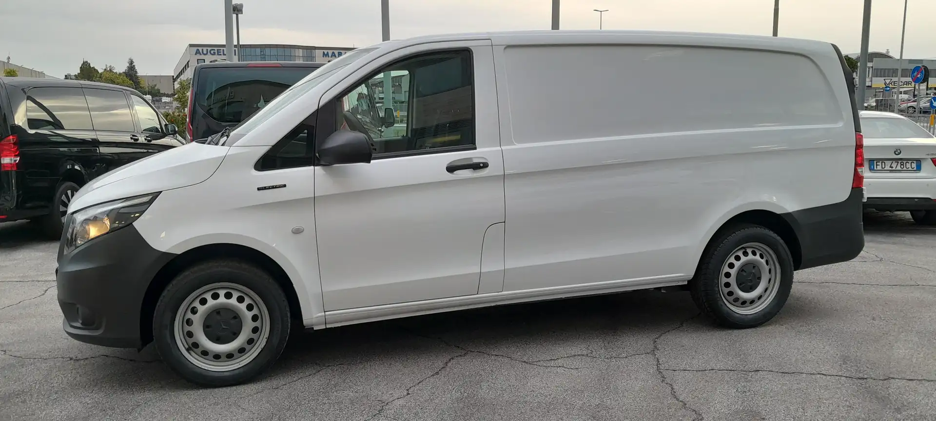 Mercedes-Benz Vito E-Vito F. Long IVA ESCLUSA Bianco - 2