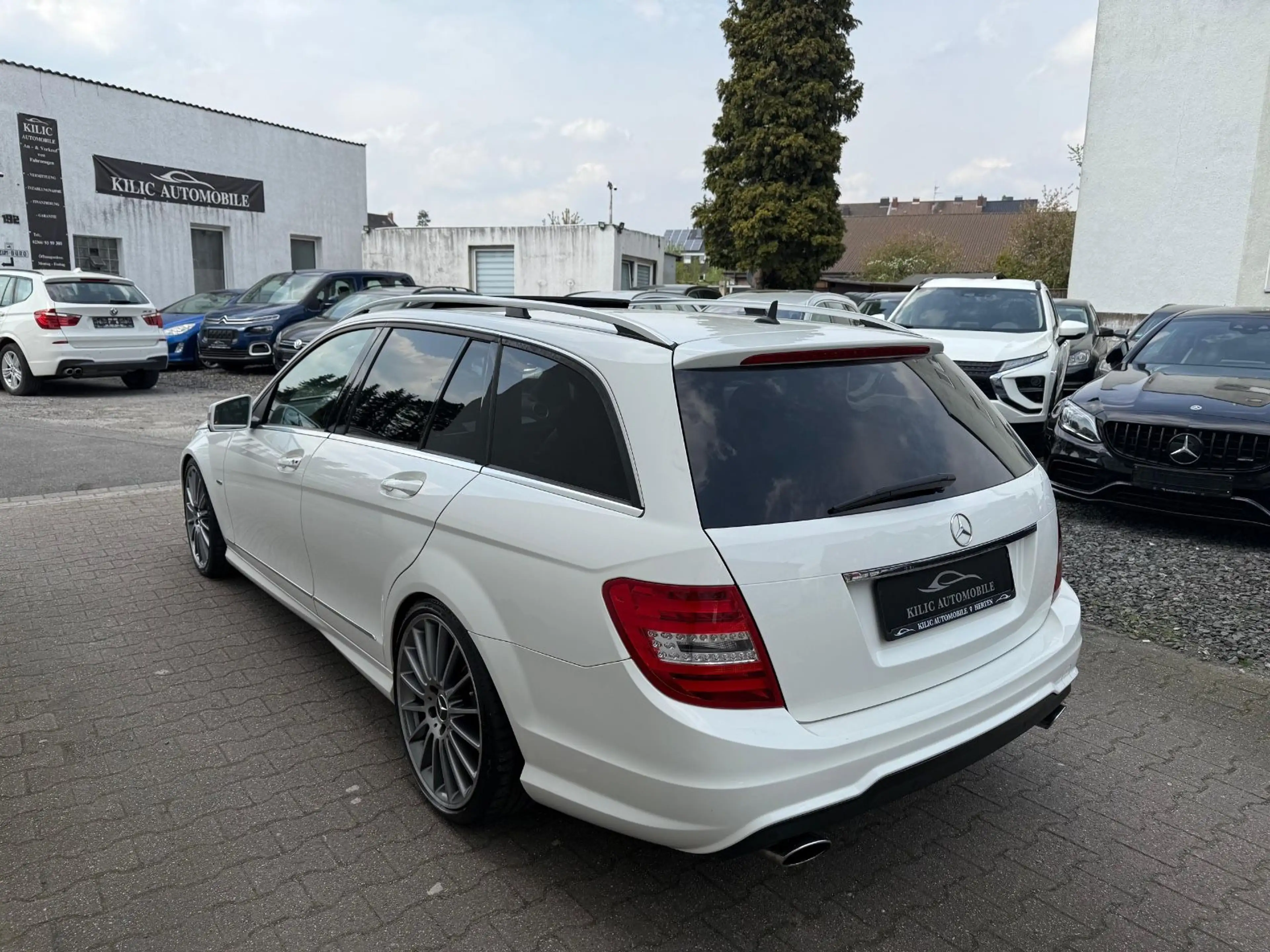 Mercedes-Benz C 350 CDI AMG Edition Glasdach*BiXenon*AHK — photo 8