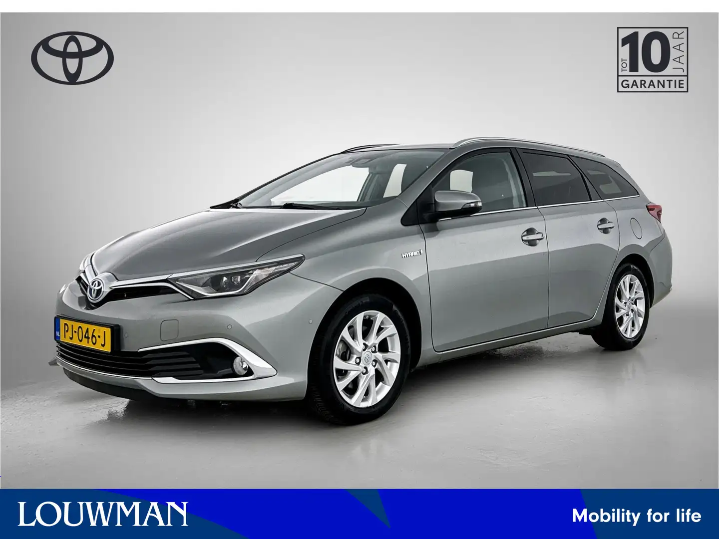 Toyota Auris Touring Sports 1.8 Hybrid Executive | Panoramisch Grijs - 1
