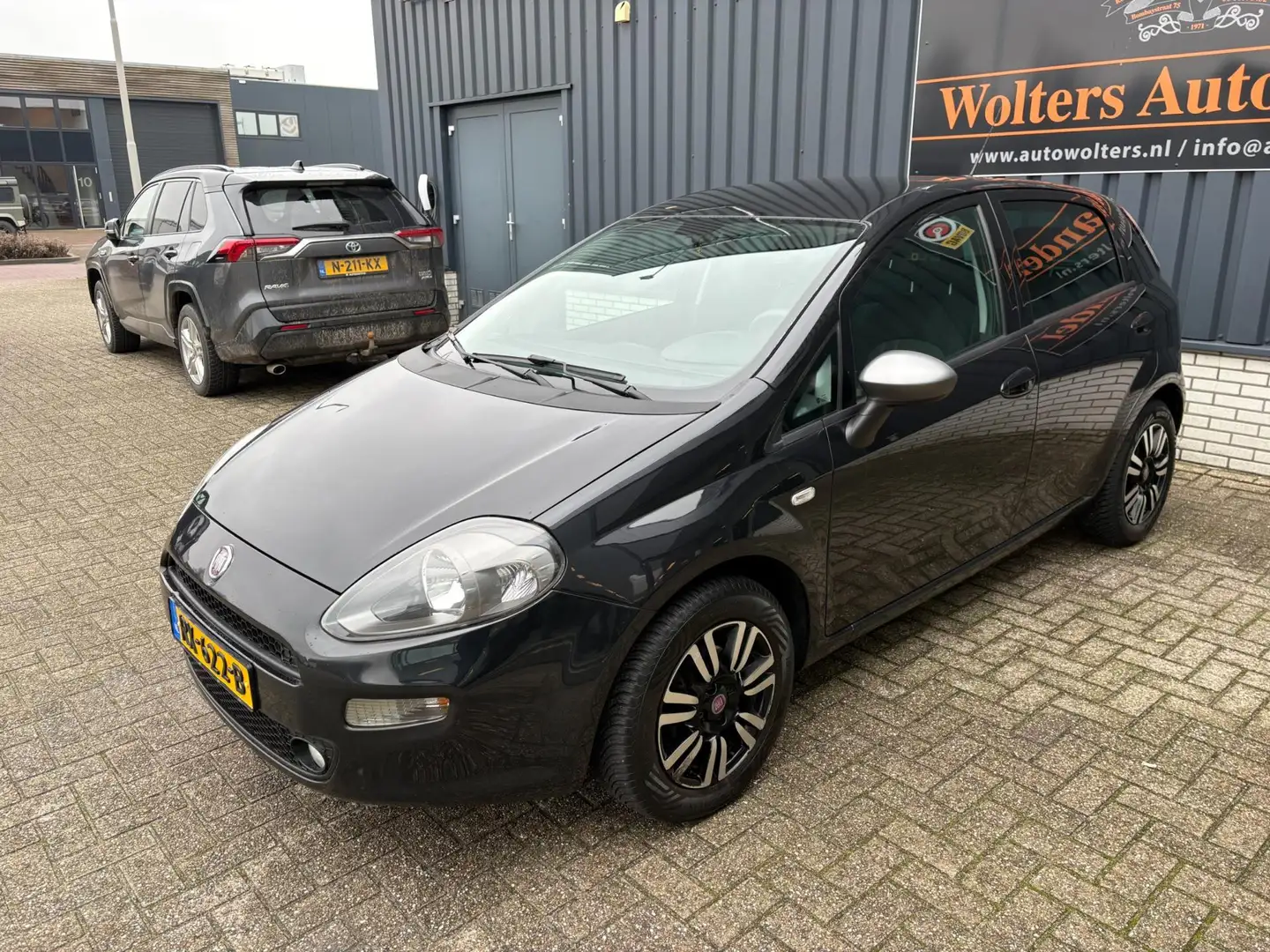 Fiat Punto Evo 1.2 Street *AC Schwarz - 2