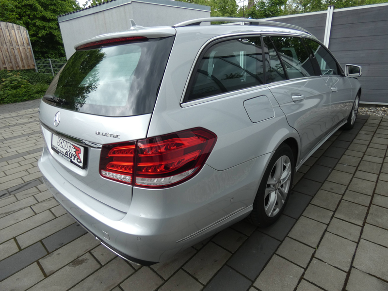 Mercedes-Benz E 350 E 350 BlueTec 4Matic — photo 6