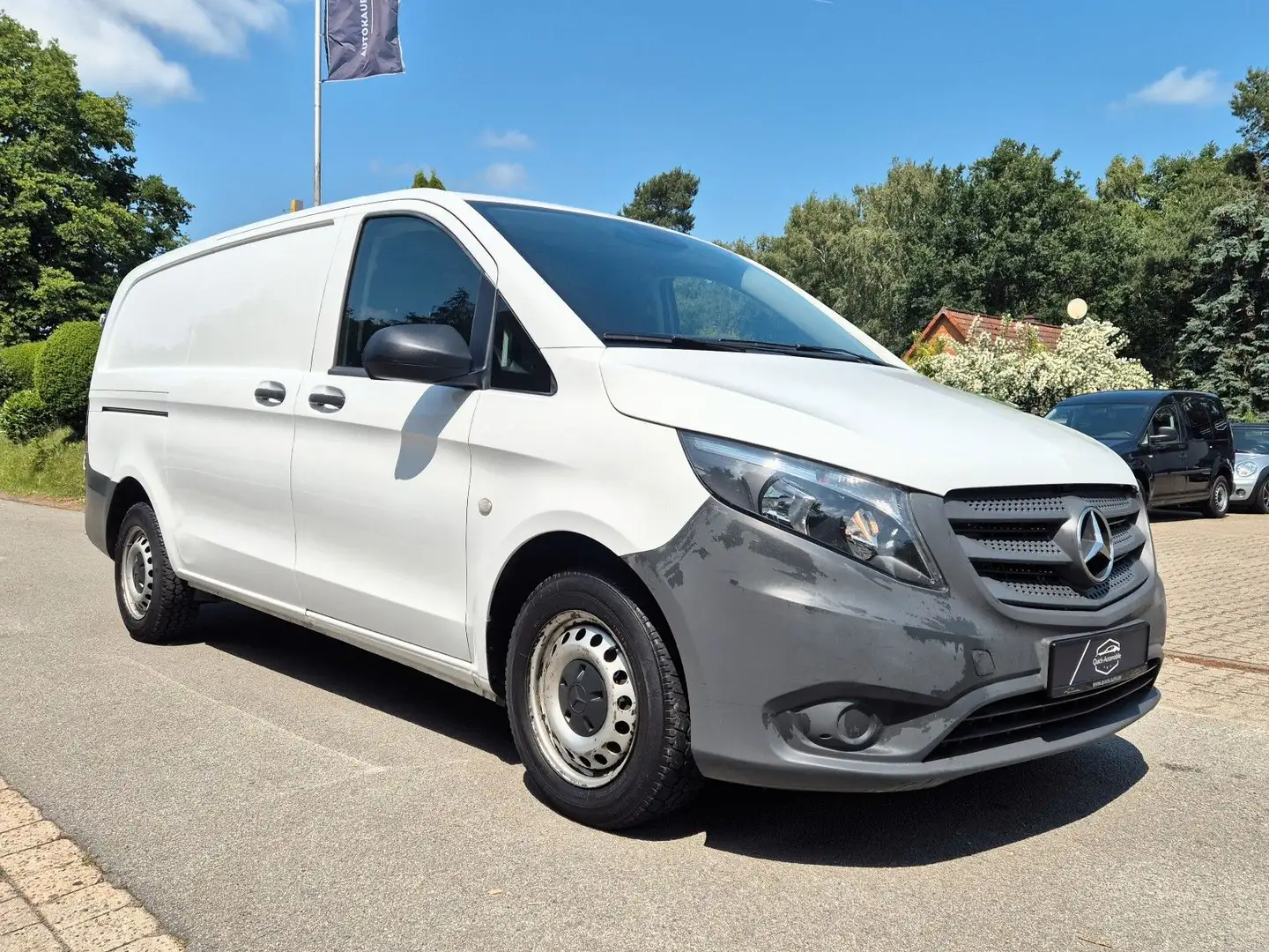 Mercedes-Benz Vito Kasten 111 CDI FWD lang Weiß - 1